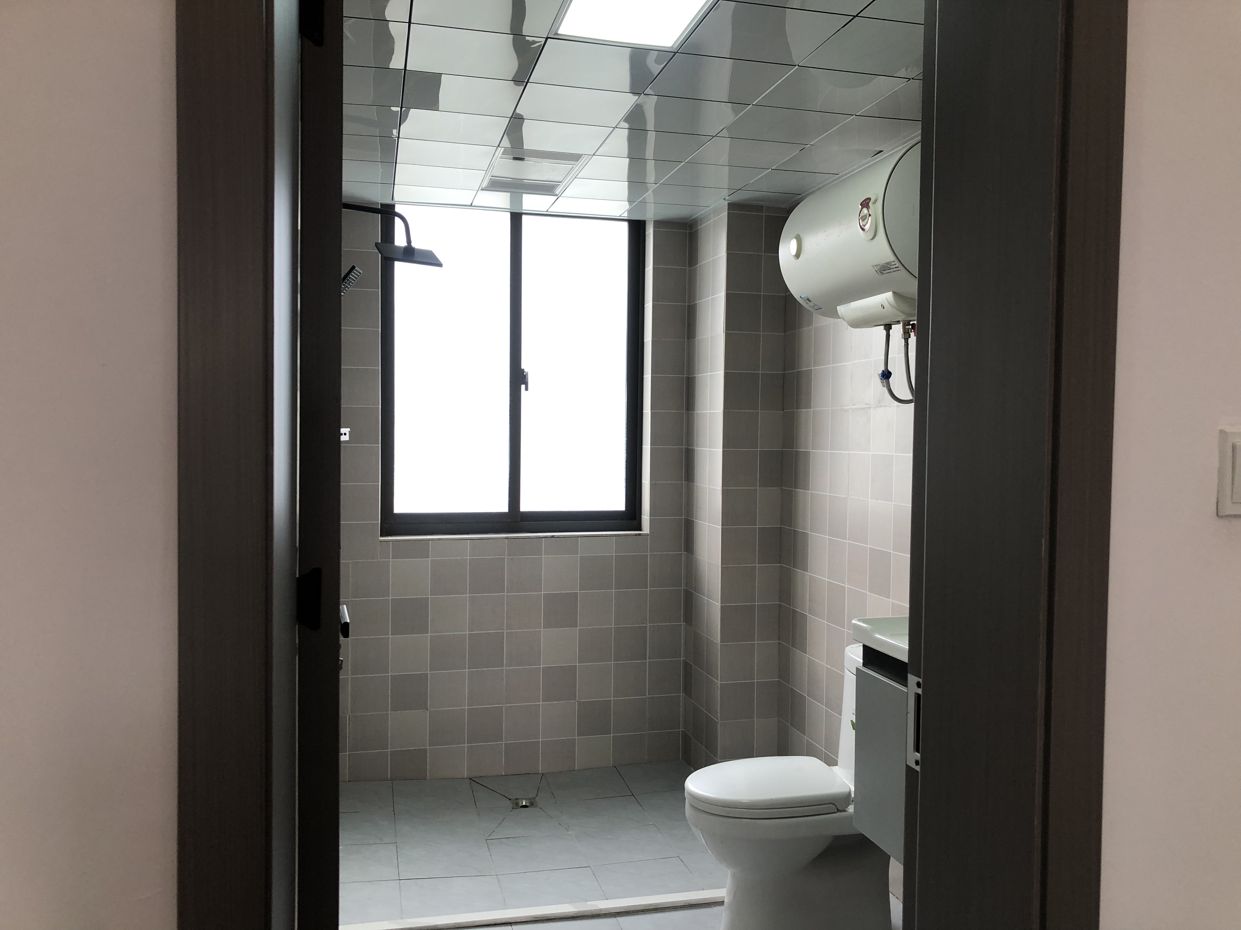 同和嘉苑东区 3室2厅1卫 98m&sup2;