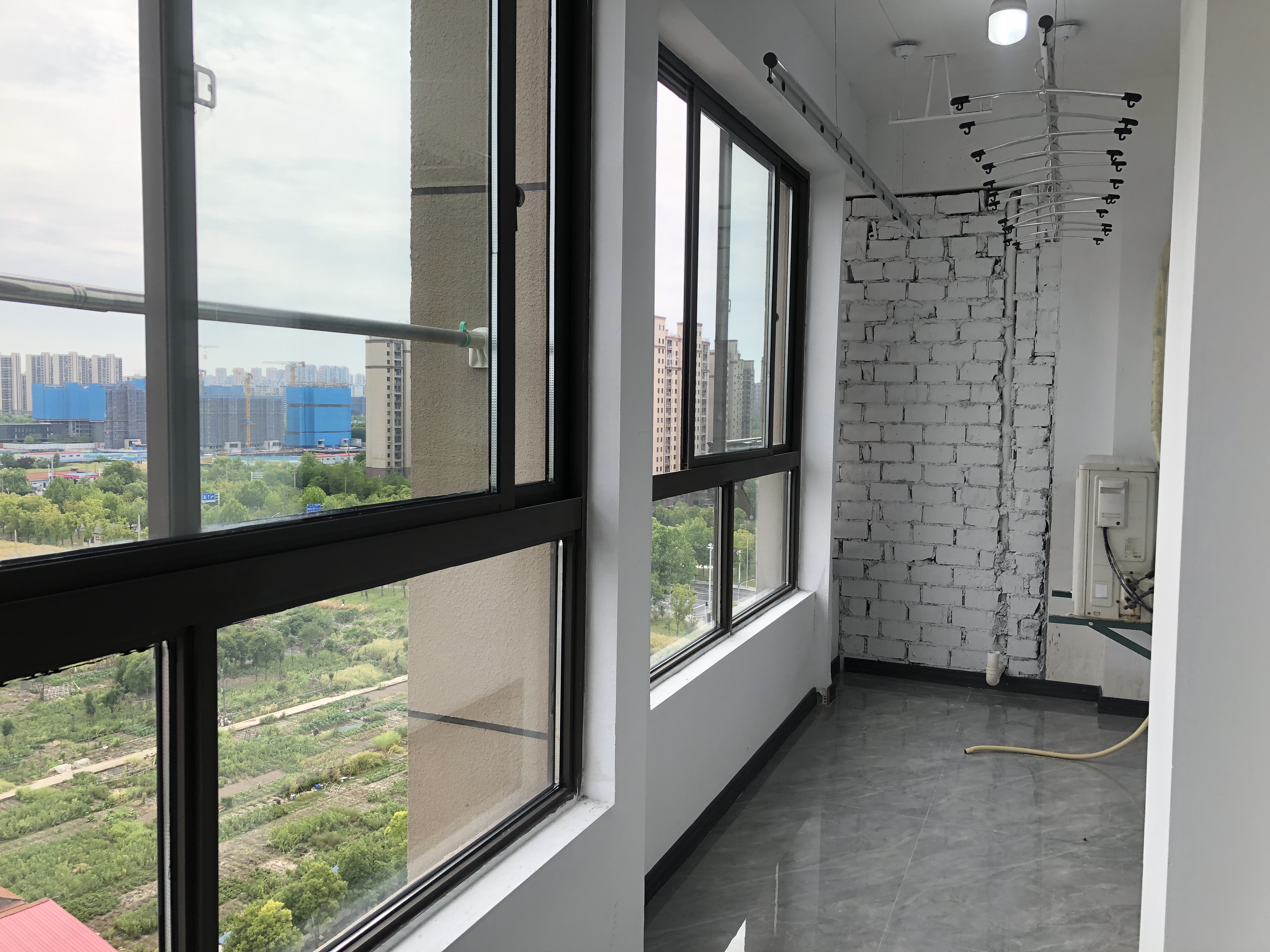 同和嘉苑东区 3室2厅1卫 98m&sup2;