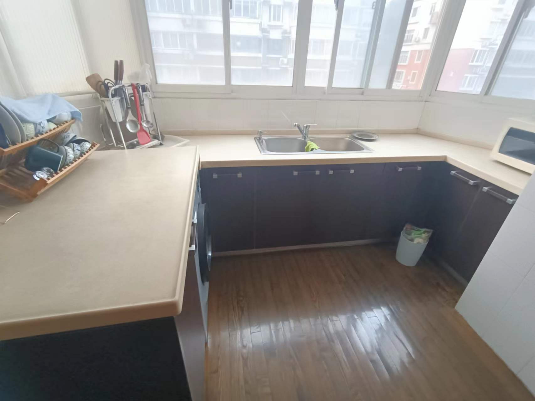 启秀花园 3室2厅2卫 149.11m&sup2;