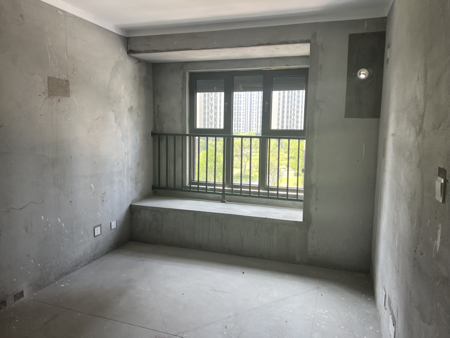 观澜台 3室2厅2卫 102.00m&sup2;