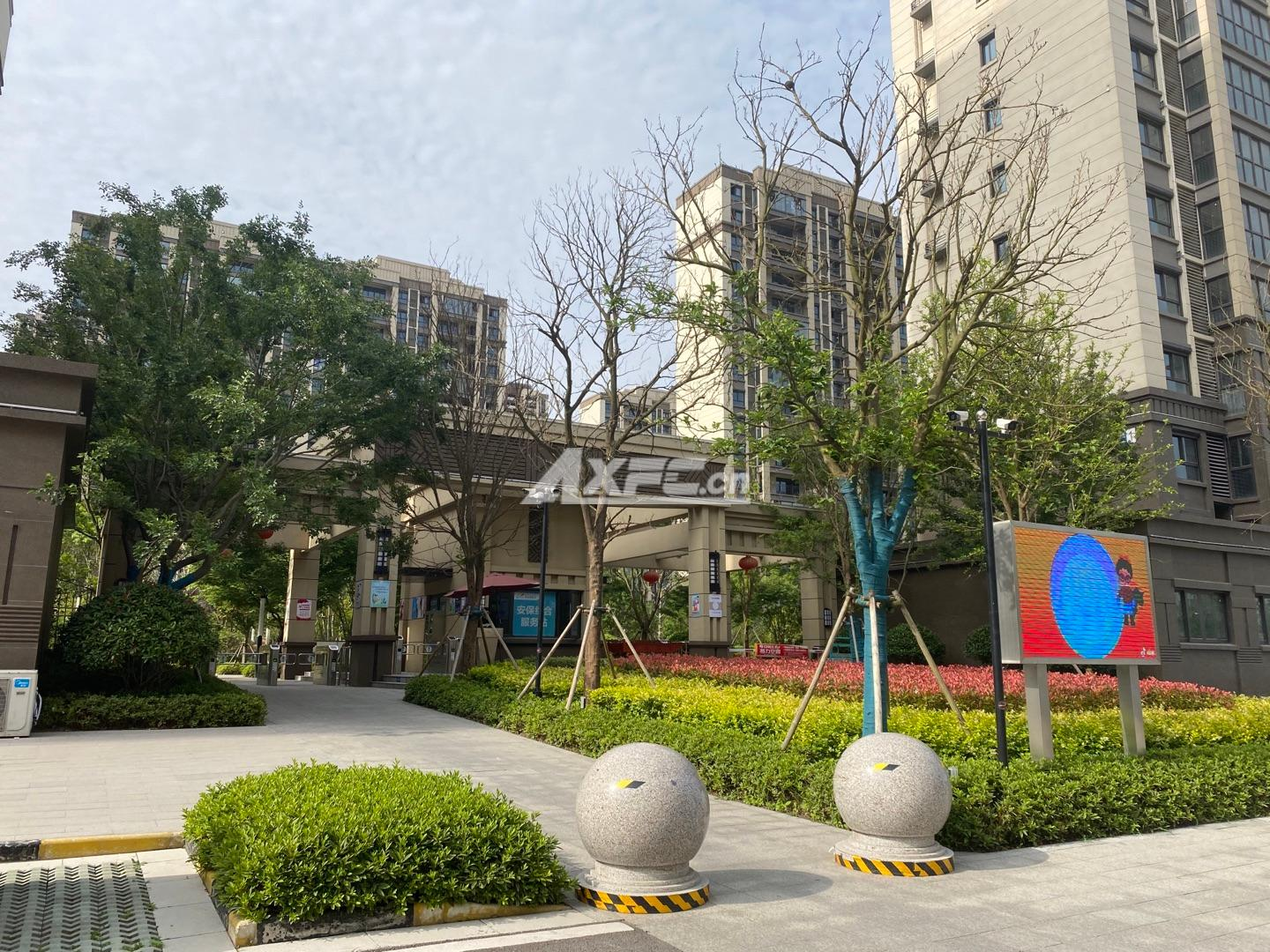 观澜台 3室2厅2卫 102.00m&sup2;