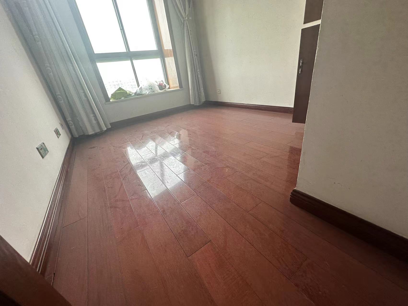 世纪城 3室2厅2卫 139.78m&sup2;