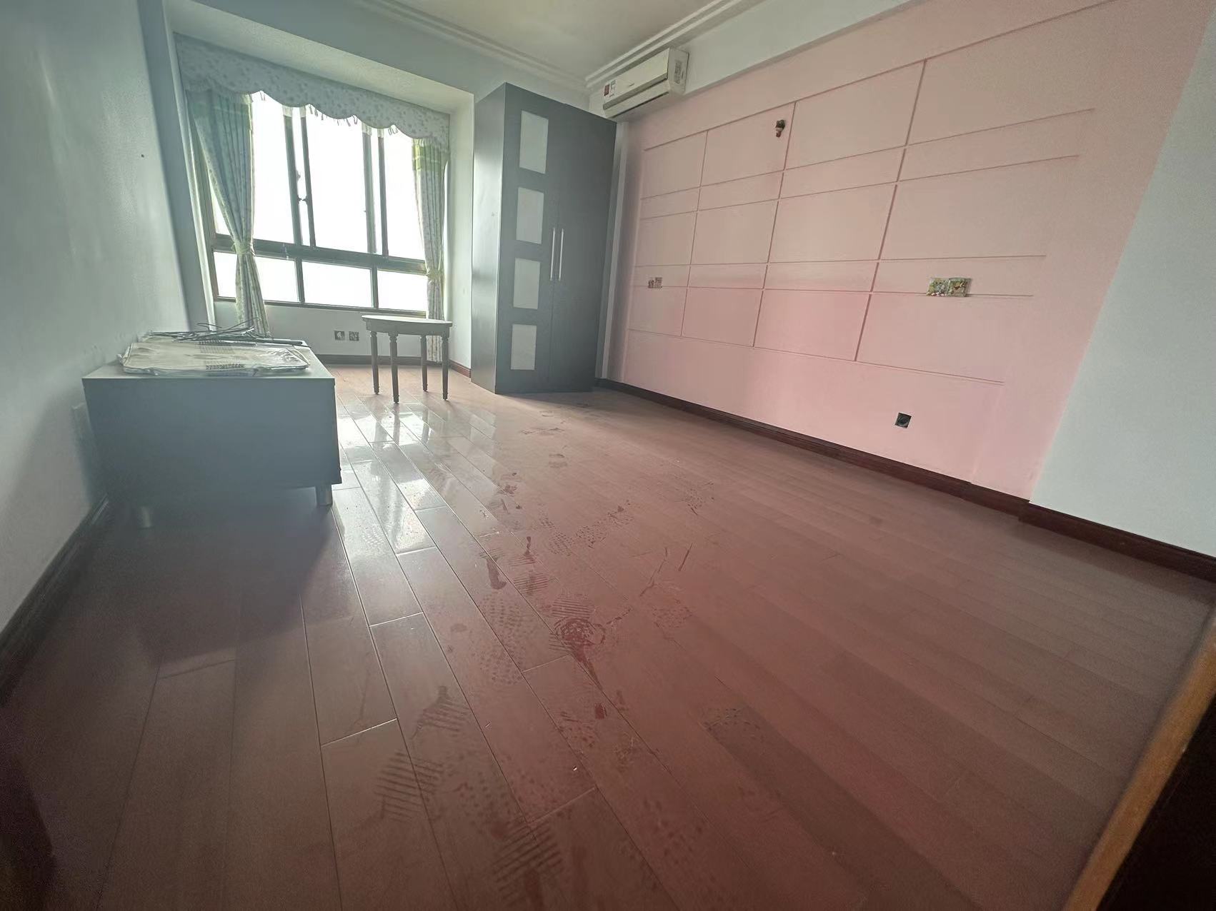 世纪城 3室2厅2卫 139.78m&sup2;