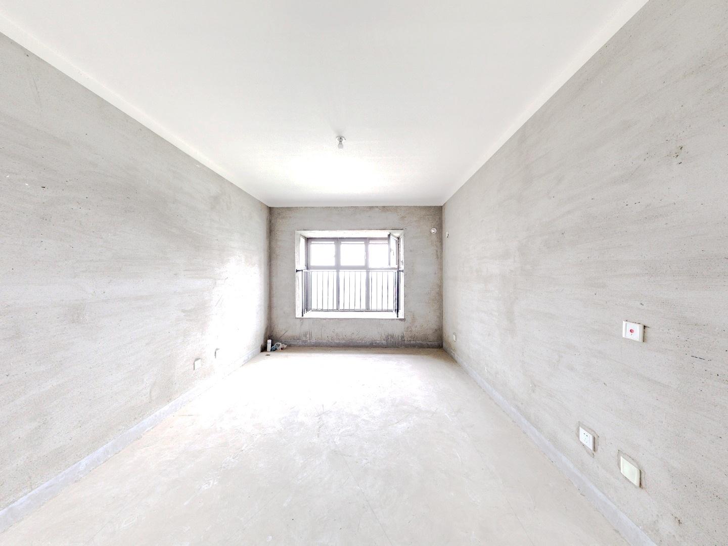 华强城 3室2厅2卫 123.89m&sup2;