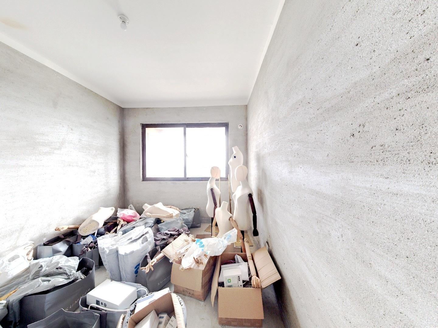 华强城 3室2厅2卫 123.89m&sup2;