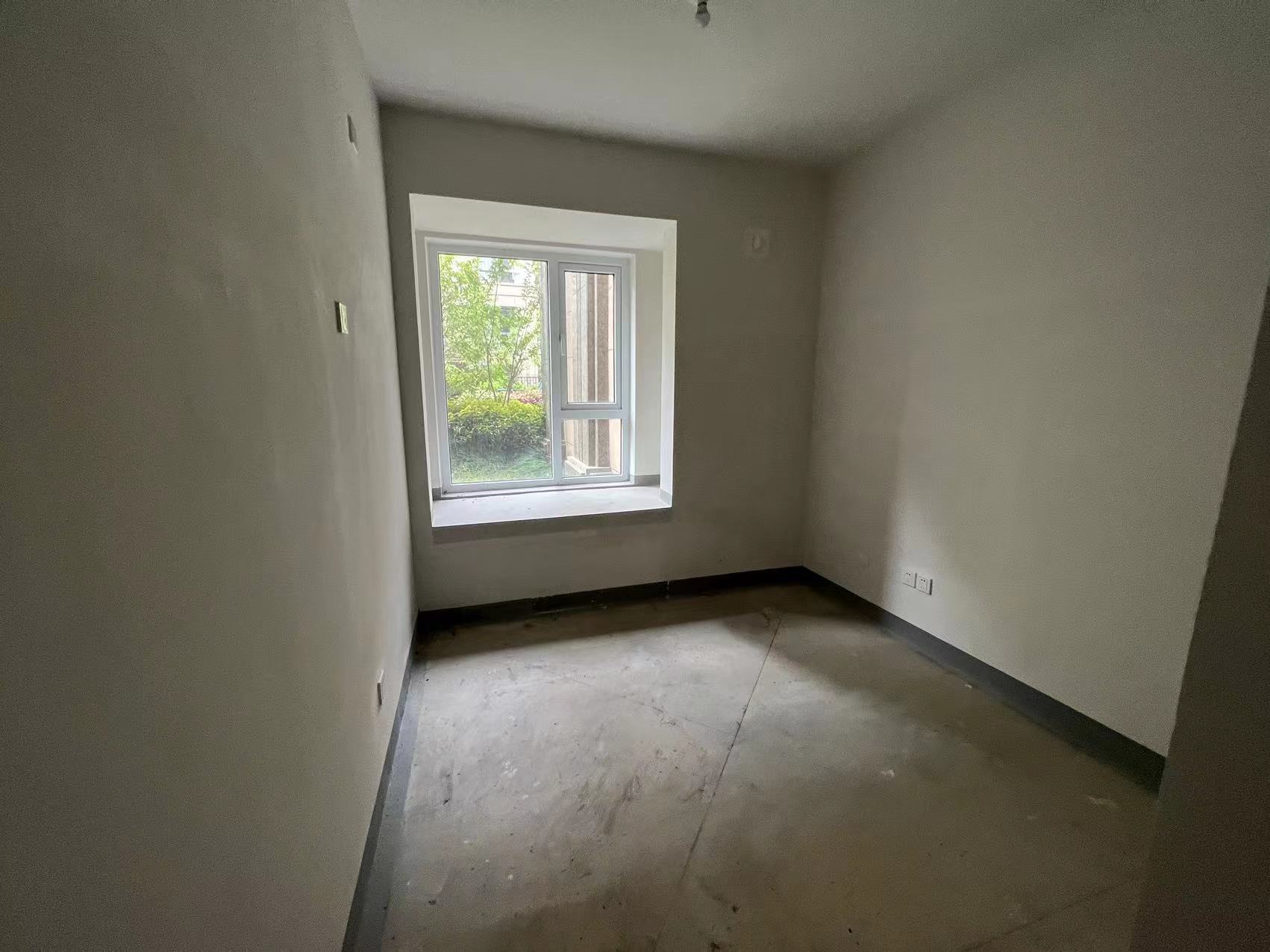 金地繁茂里 4室2厅2卫 120m&sup2;