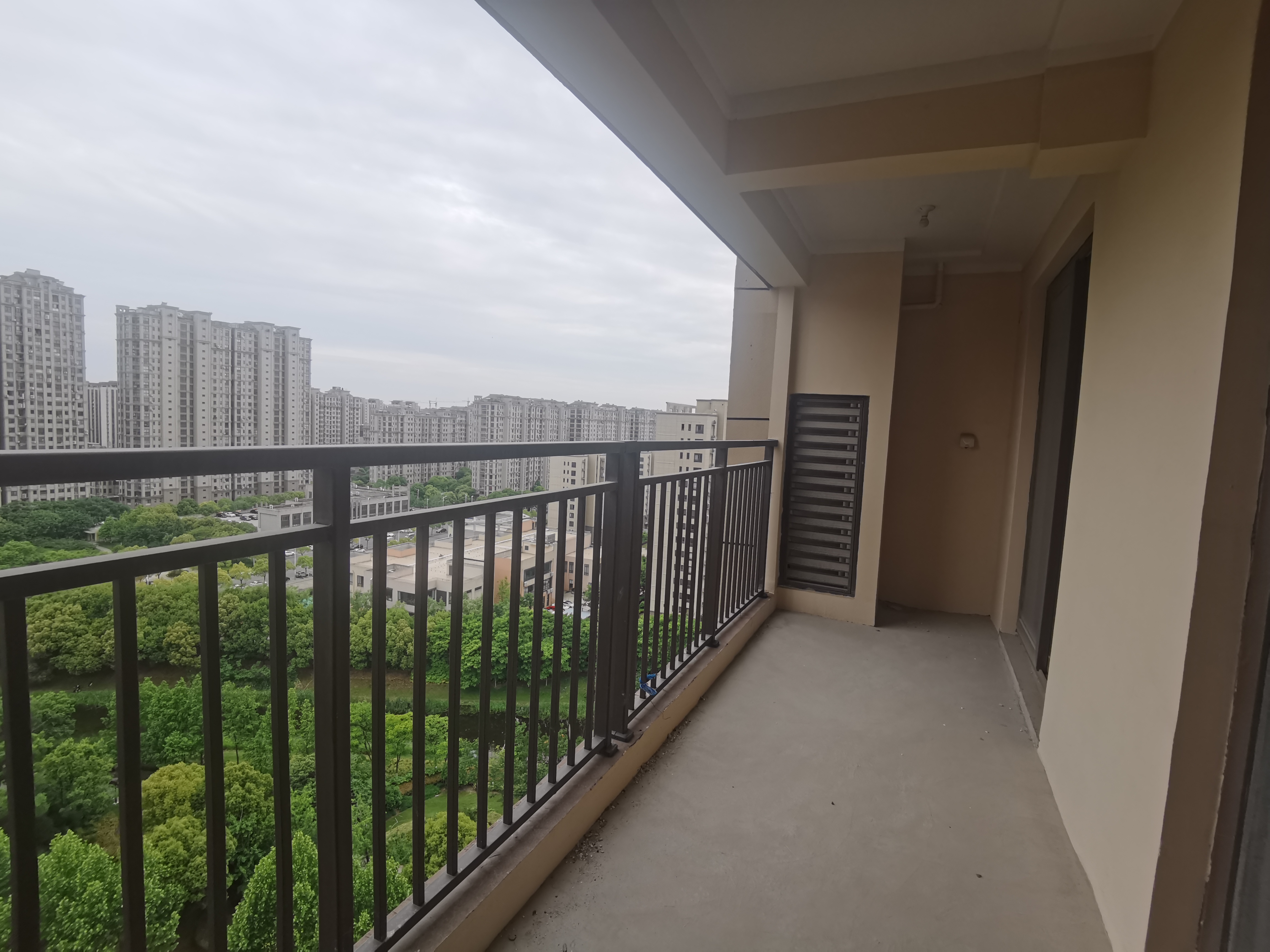 佳源都市 3室2厅1卫 116.76m&sup2;