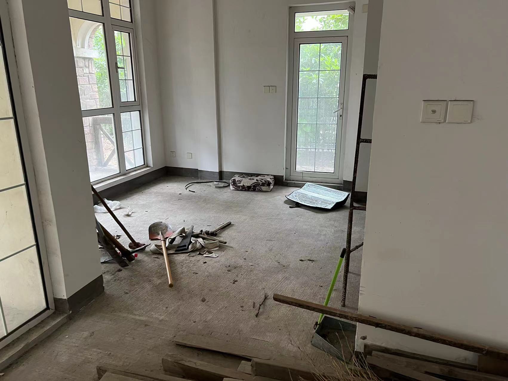 优山美地花园南区 5室2厅4卫 288.00m&sup2;