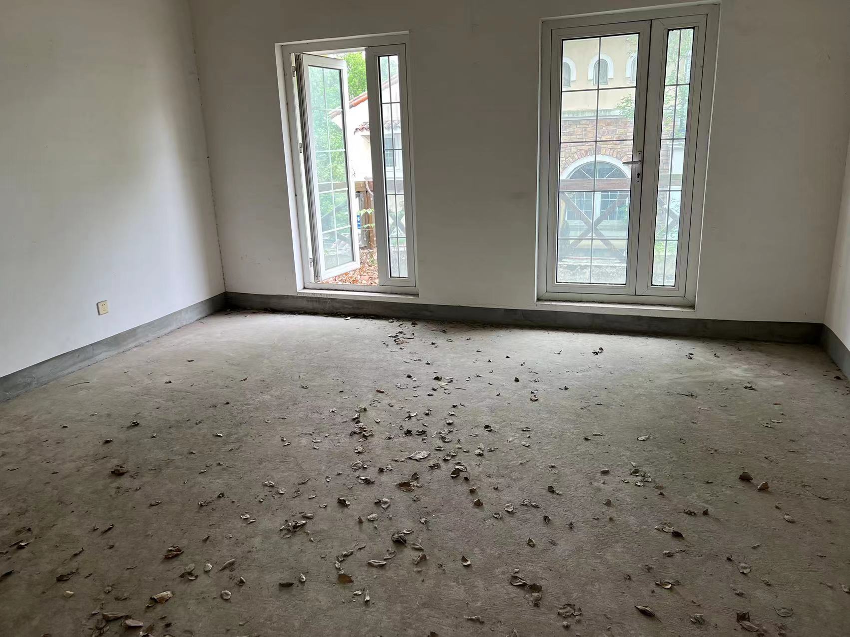 优山美地花园南区 5室2厅4卫 288.00m&sup2;