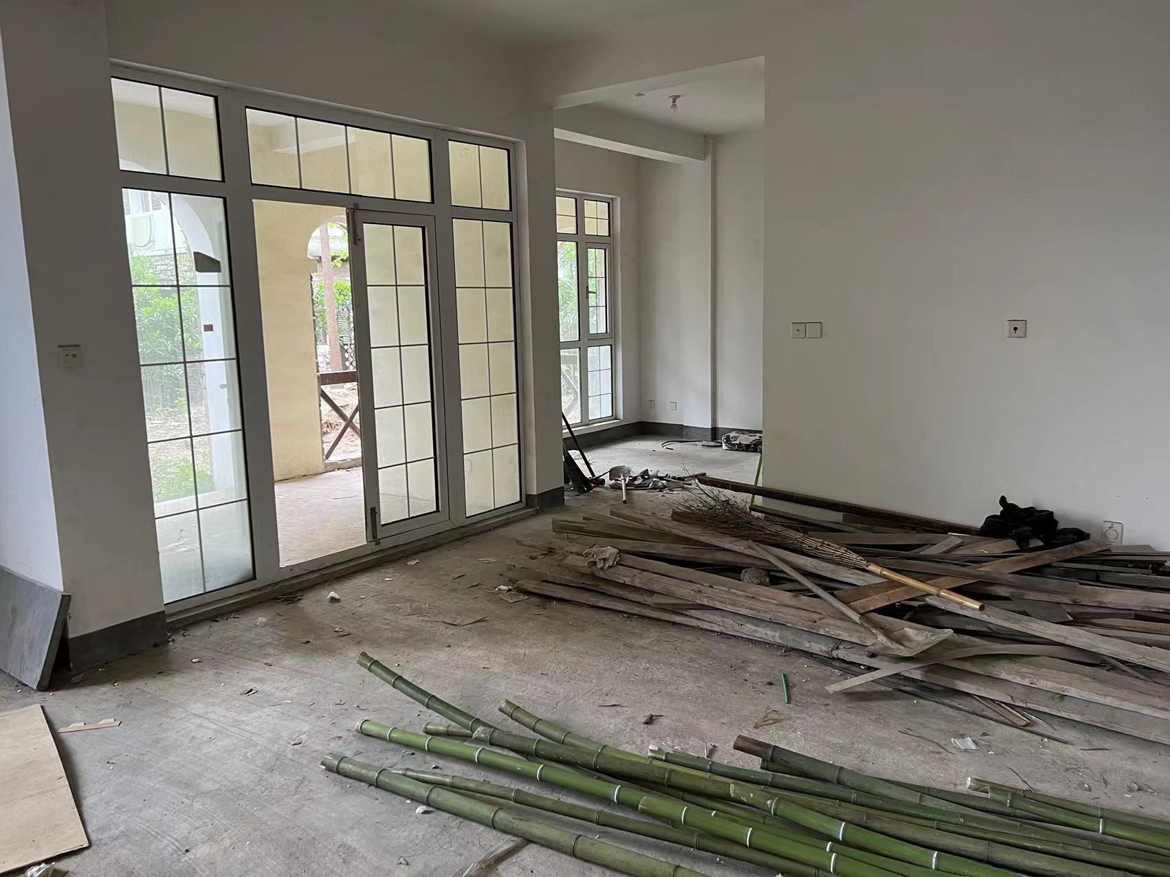 优山美地花园南区 5室2厅4卫 288.00m&sup2;