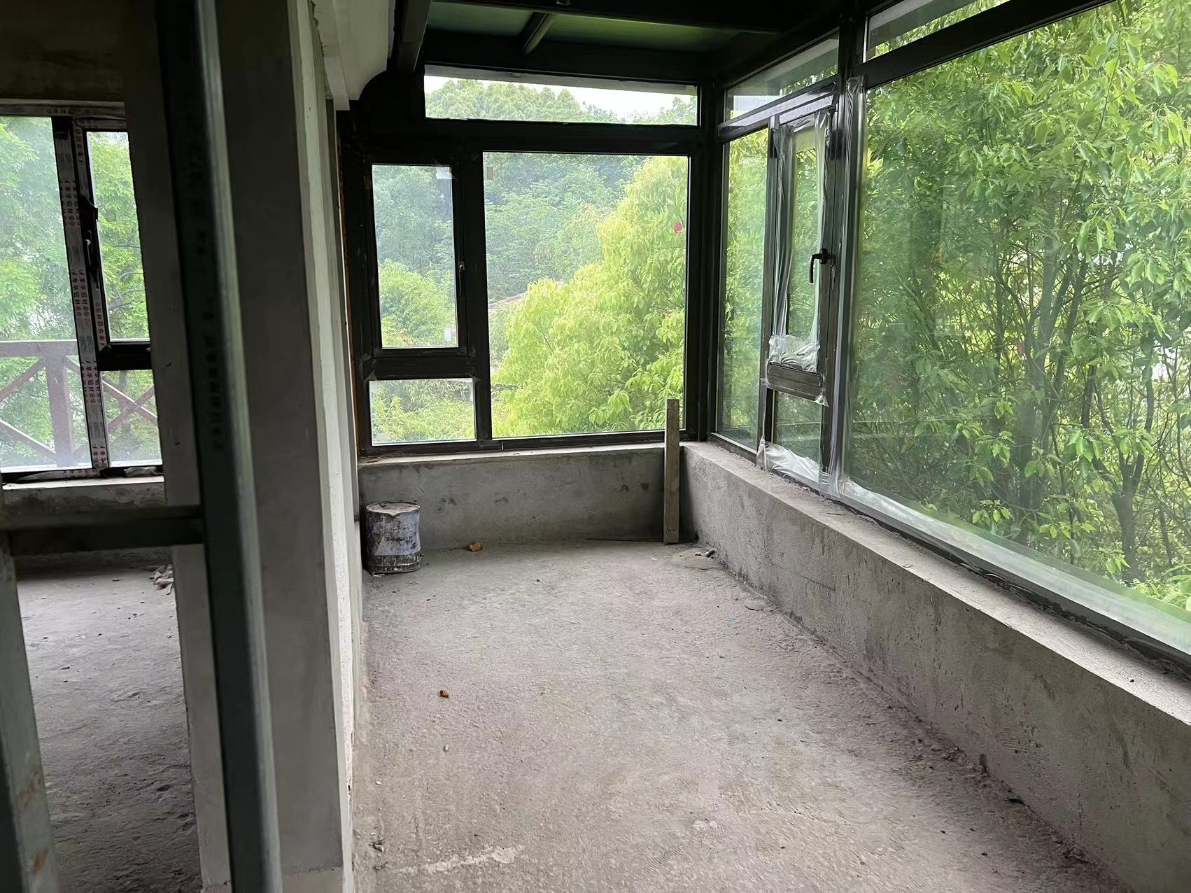 优山美地花园南区 5室2厅4卫 288.00m&sup2;