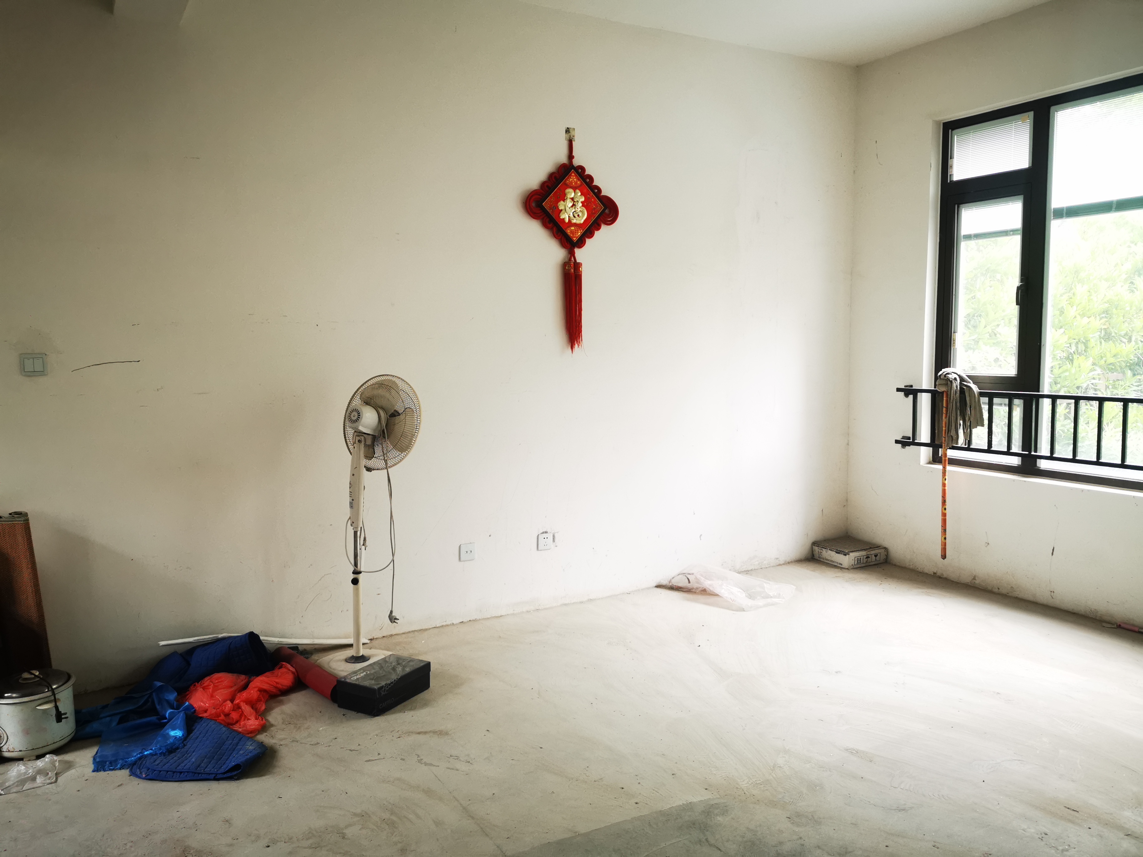 德庆苑 4室2厅2卫 200m²