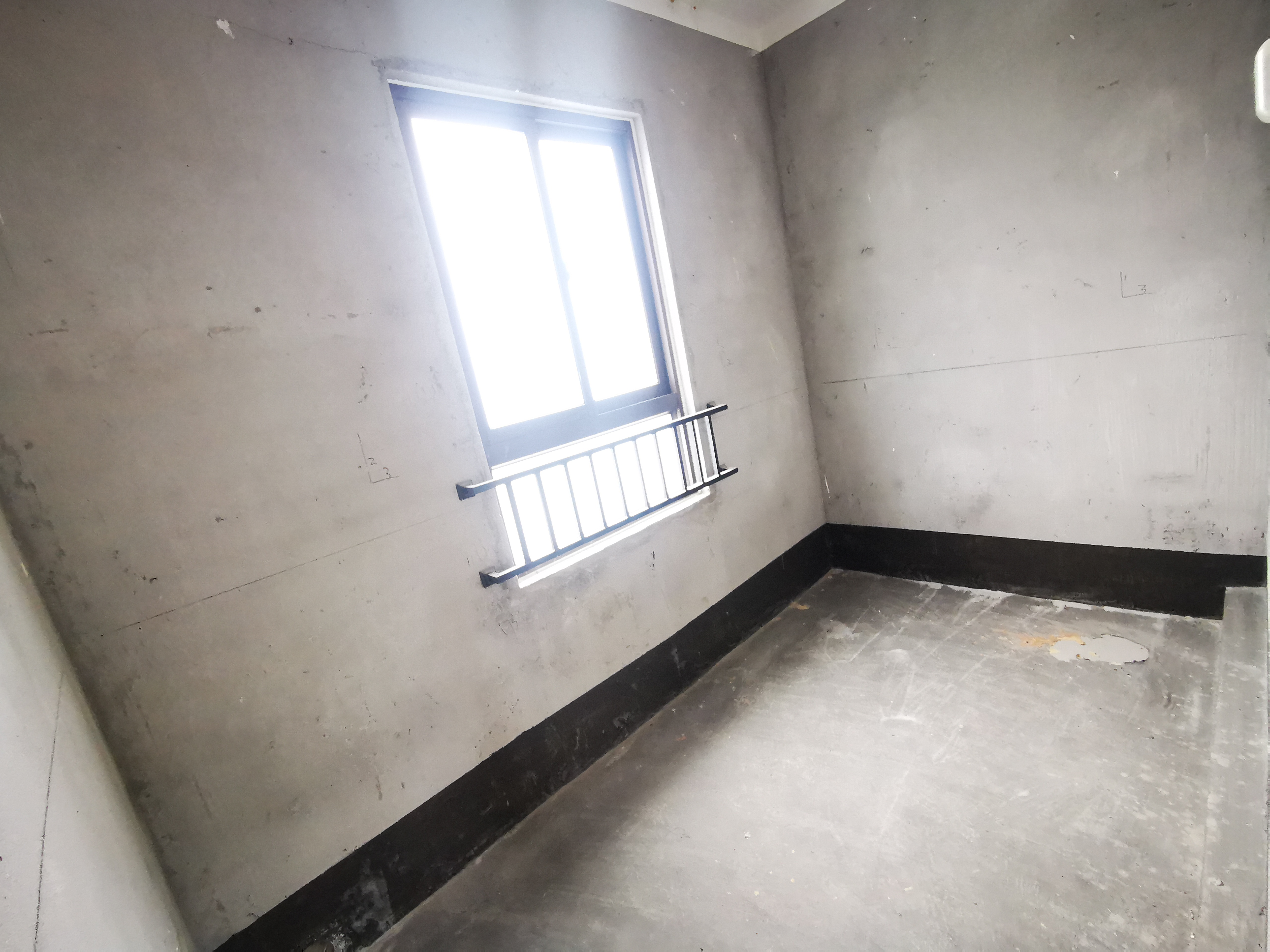德庆苑 4室2厅2卫 200m&sup2;