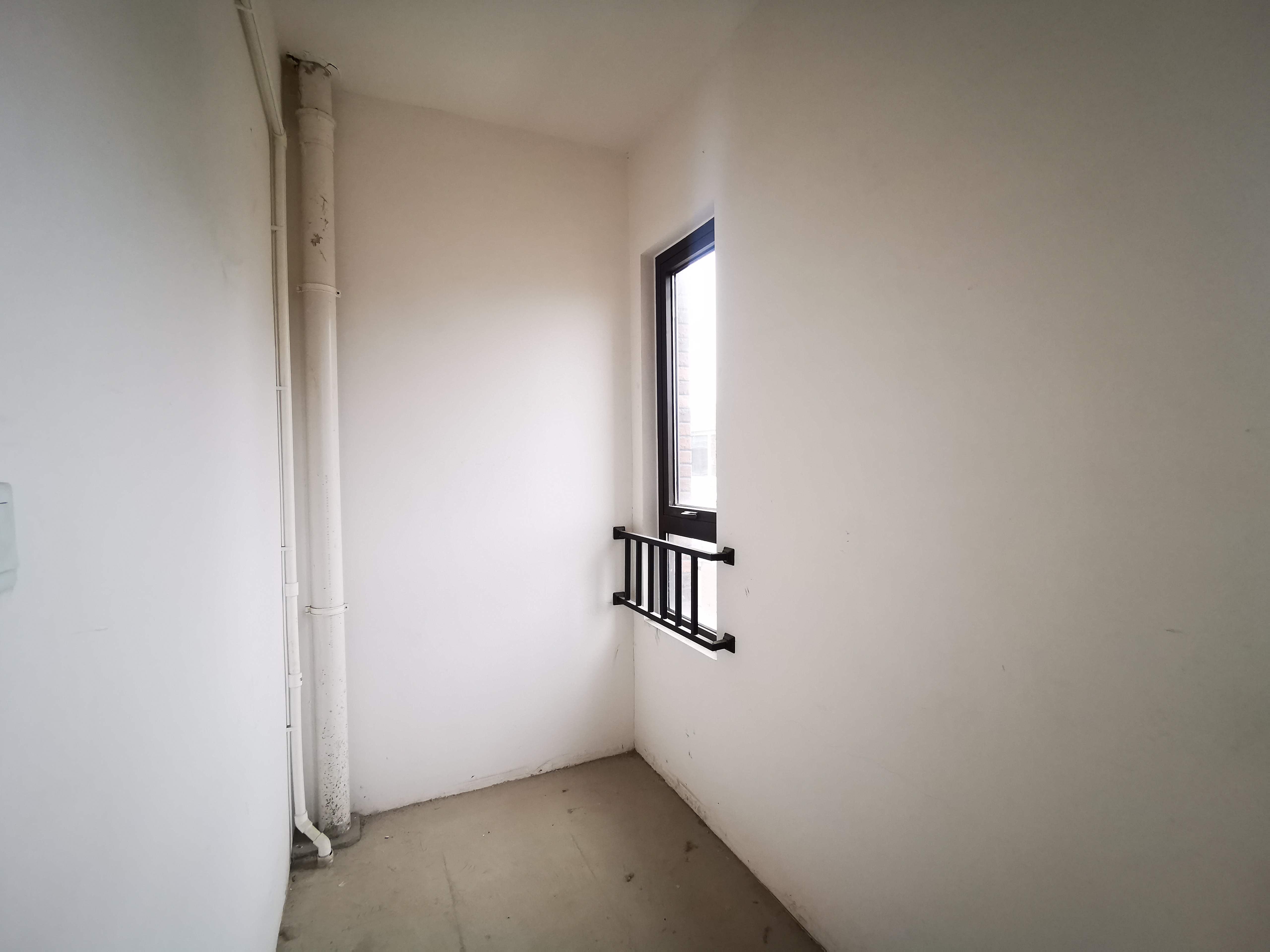 德庆苑 4室2厅2卫 200m&sup2;