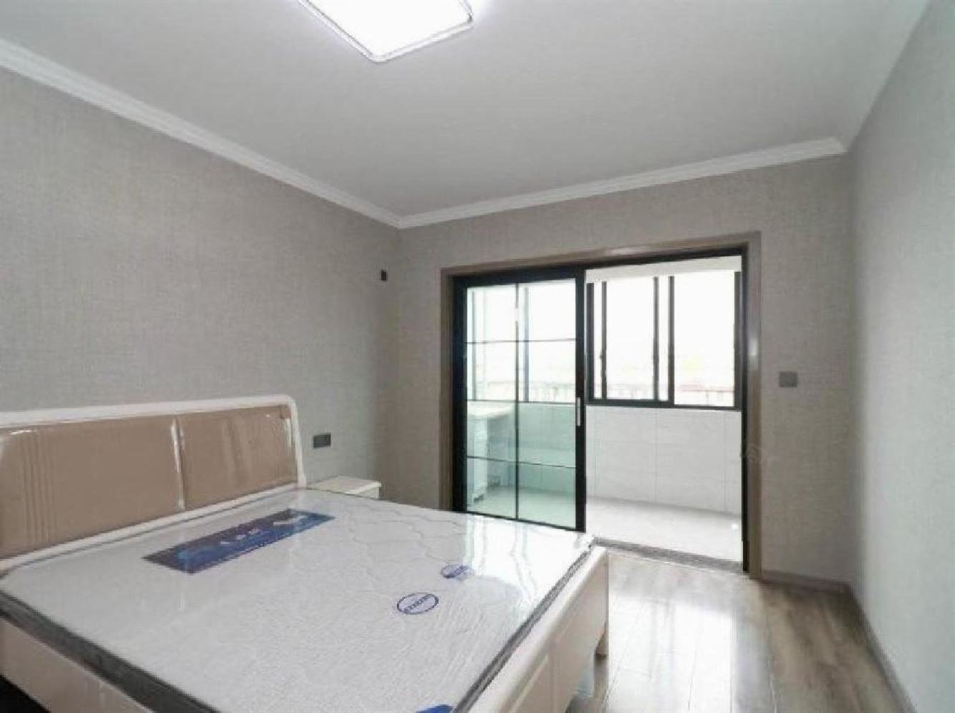 虹南小区 3室2厅1卫 99m&sup2;