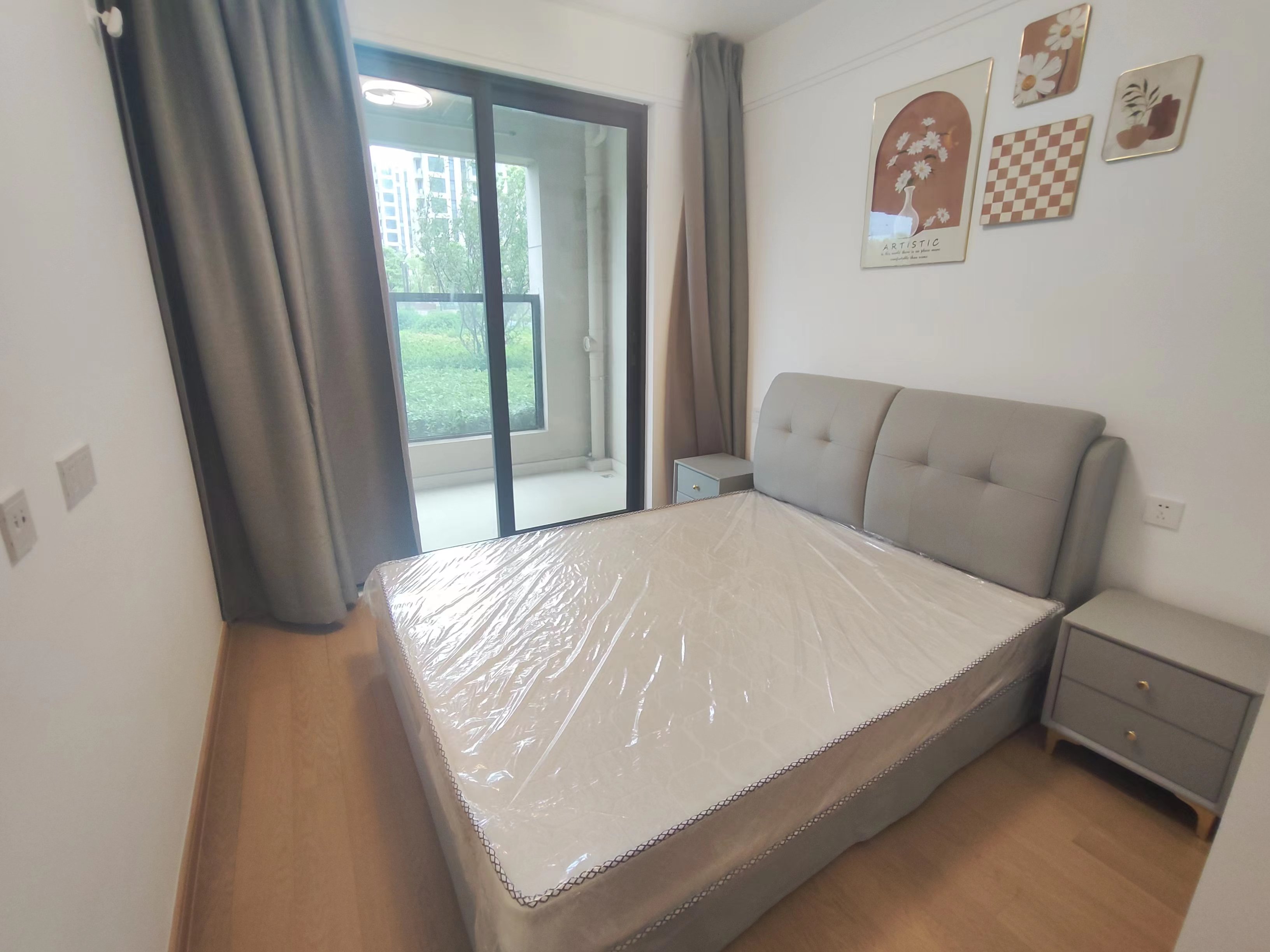 时光漫城 4室2厅2卫 125m&sup2;