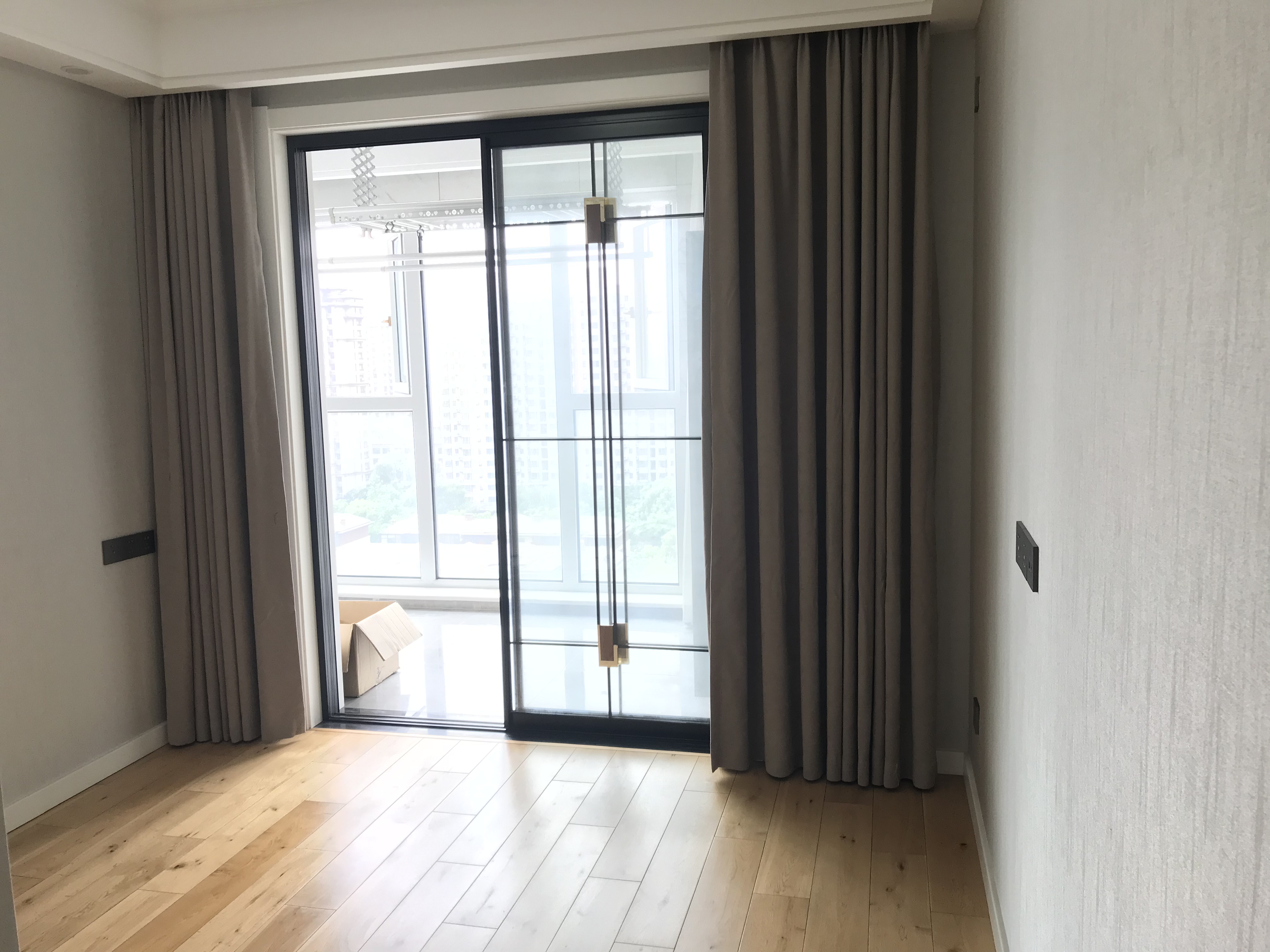 景瑞御府 4室2厅2卫 148m&sup2;