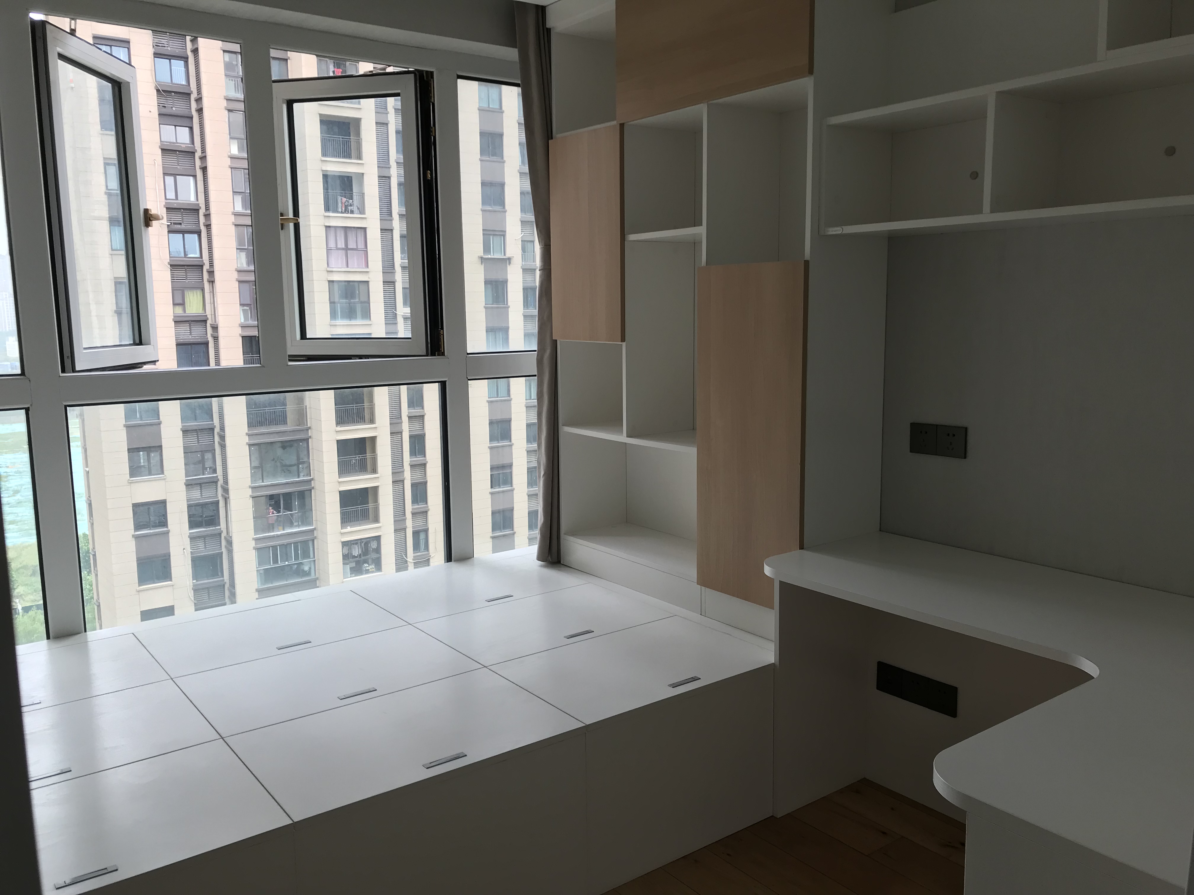 景瑞御府 4室2厅2卫 148m&sup2;
