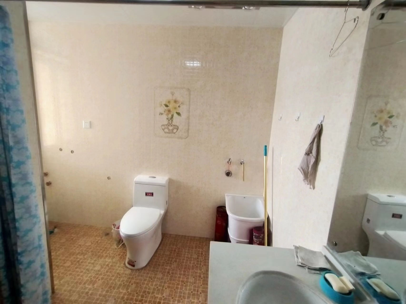 凤凰莱茵苑 2室1厅1卫 128.00m&sup2;
