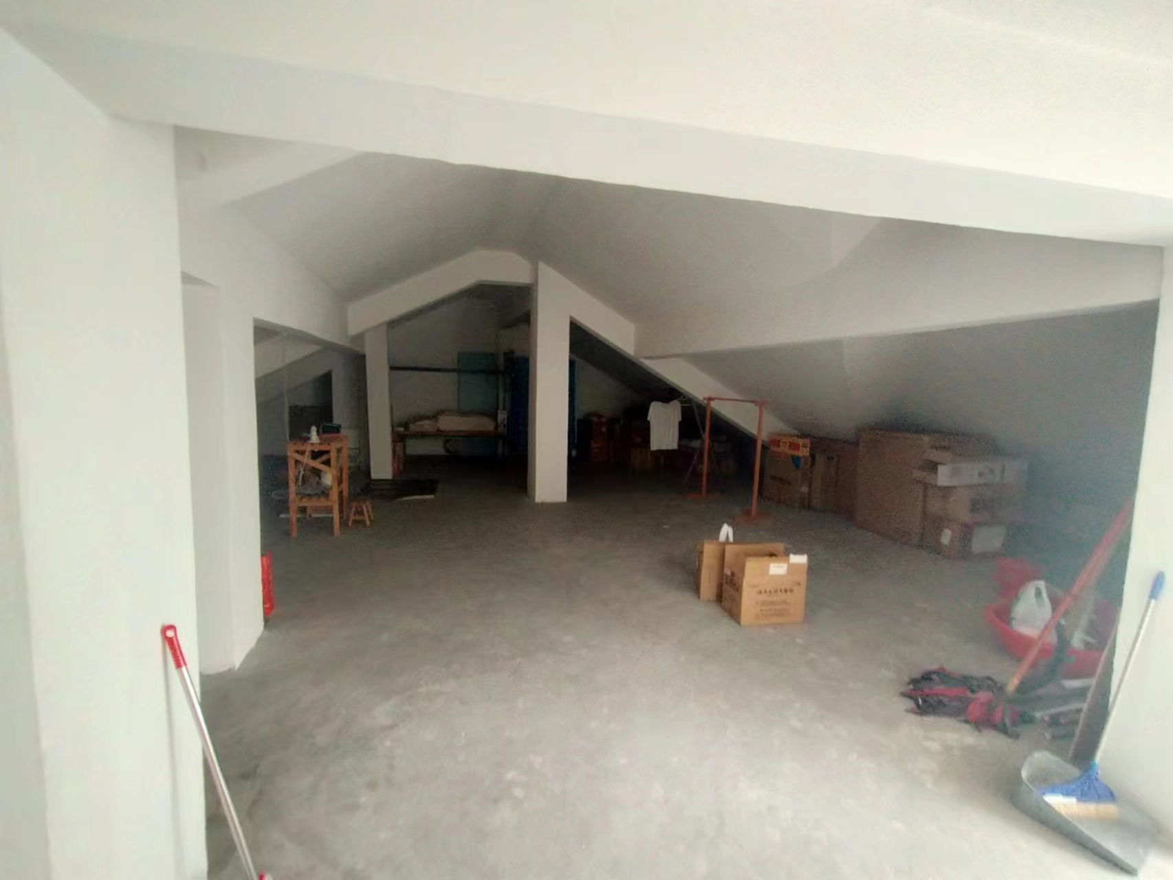 凤凰莱茵苑 2室1厅1卫 128.00m&sup2;