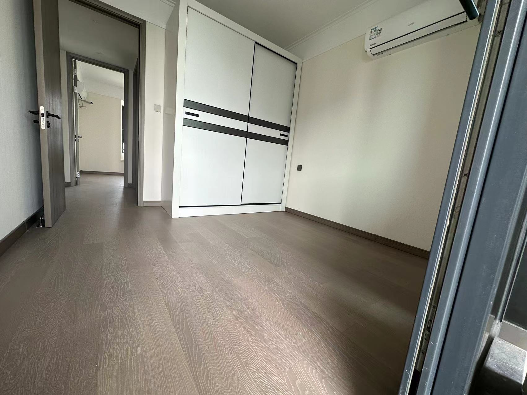 万科时代之光 3室2厅2卫 117m&sup2;
