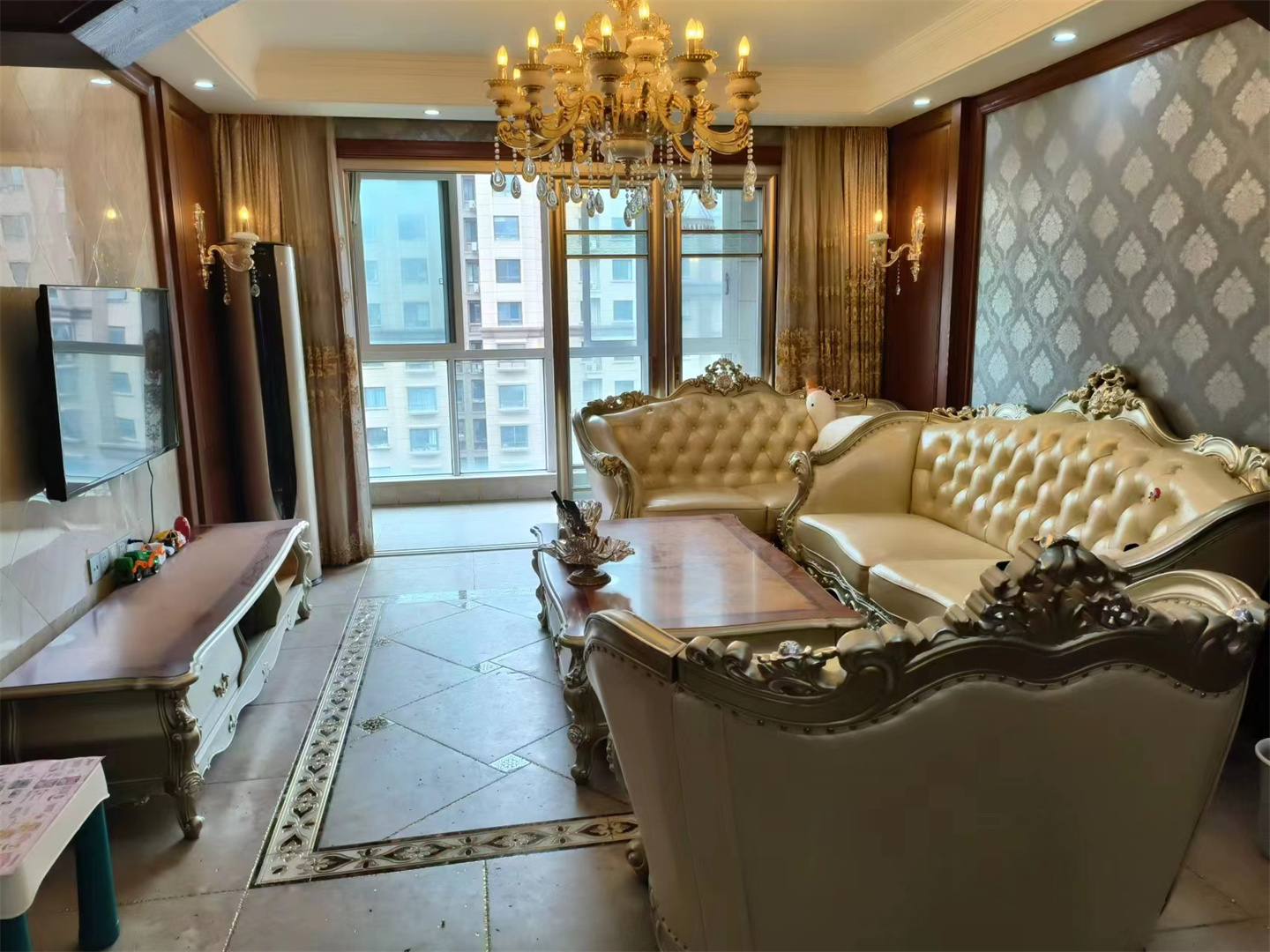 帝奥世伦名郡 3室2厅1卫 132.32m²