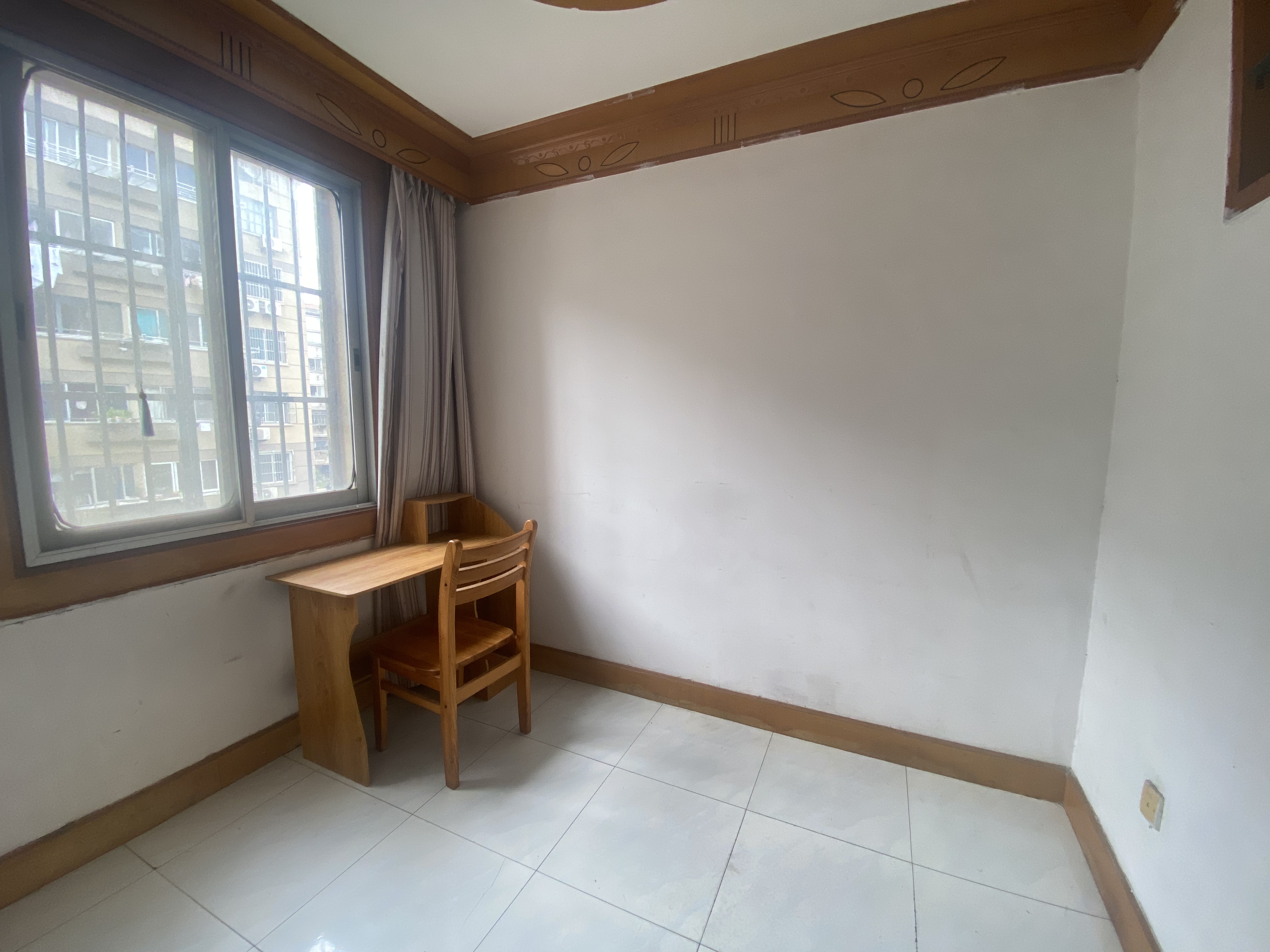 海港新村 3室1厅1卫 78.00m&sup2;