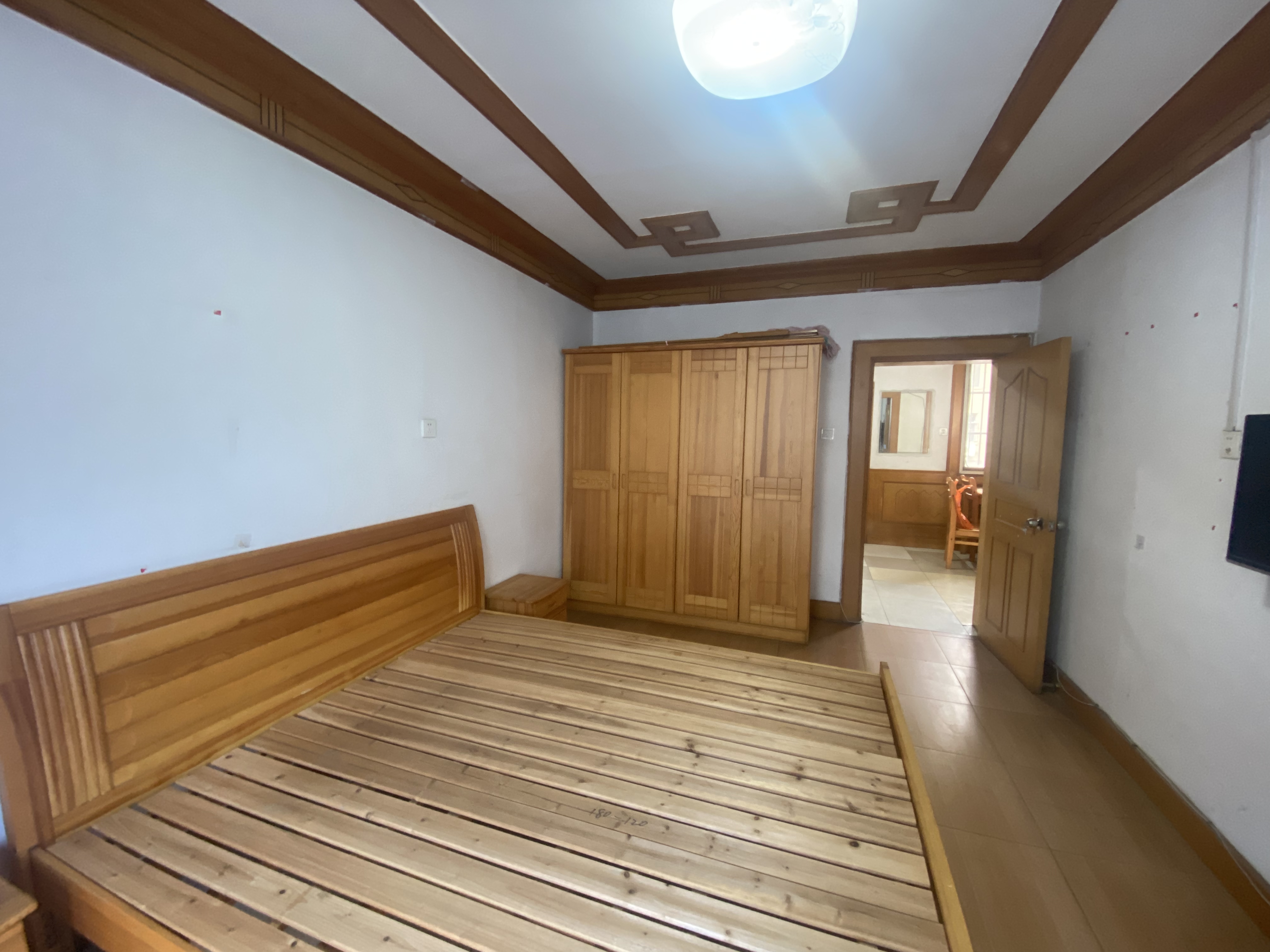 海港新村 3室1厅1卫 78.00m&sup2;