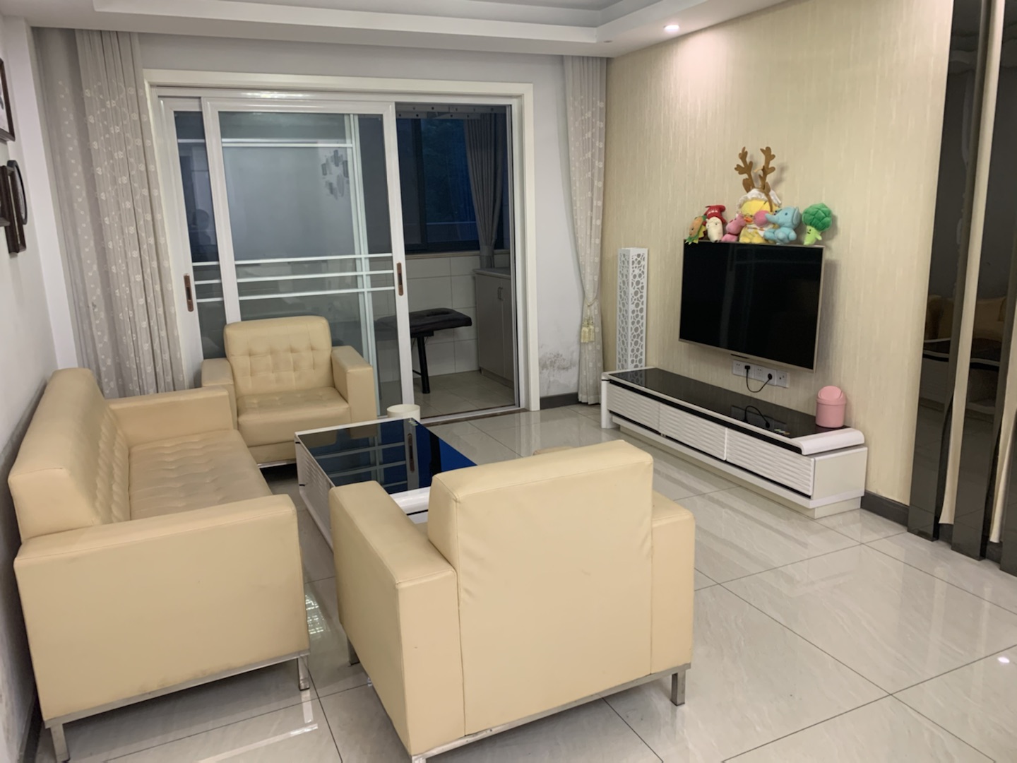 盛鑫 &middot;南湖學府 3室2厅1卫 93m&sup2;