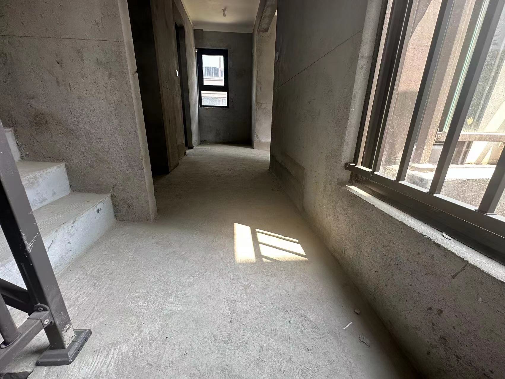 湖山源著 5室2厅3卫 242m&sup2;
