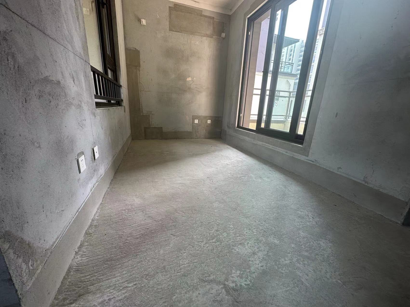 湖山源著 5室2厅3卫 242m&sup2;