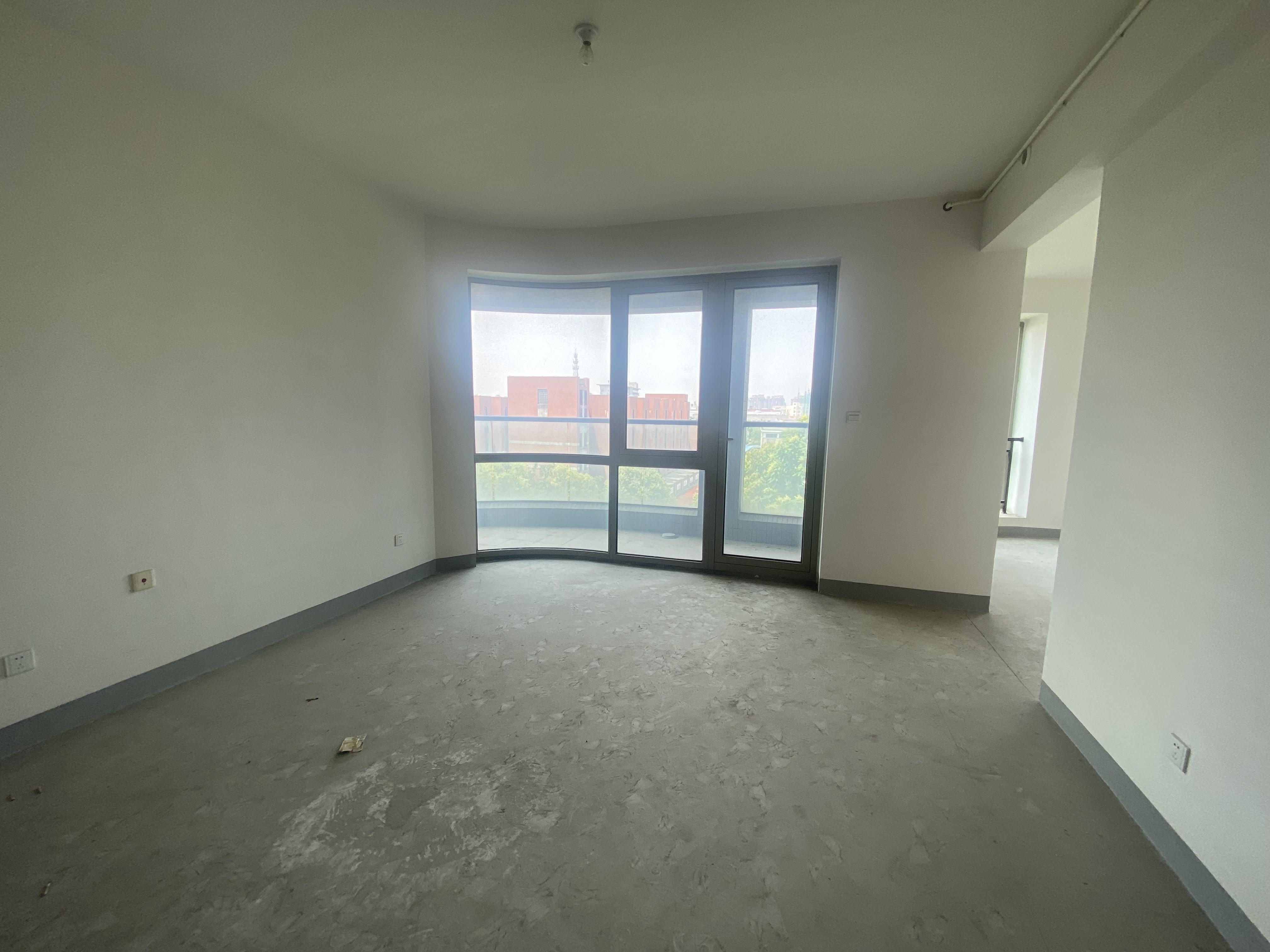 绿城玉兰公寓 3室2厅2卫 166.00m²
