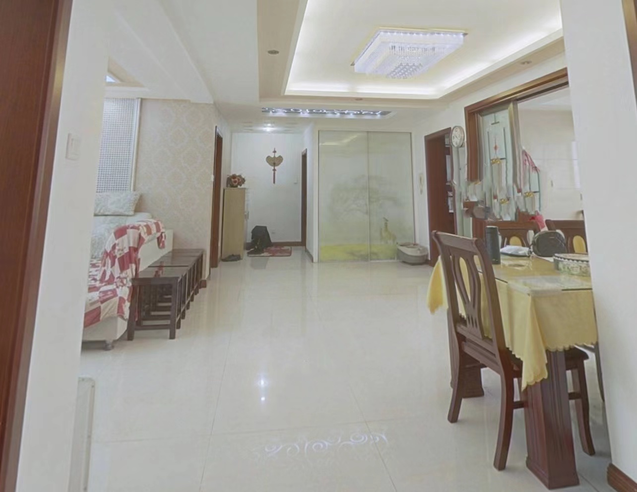 小石桥花苑 3室2厅2卫 135m&sup2;