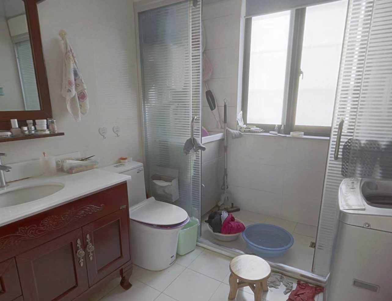 小石桥花苑 3室2厅2卫 135m&sup2;