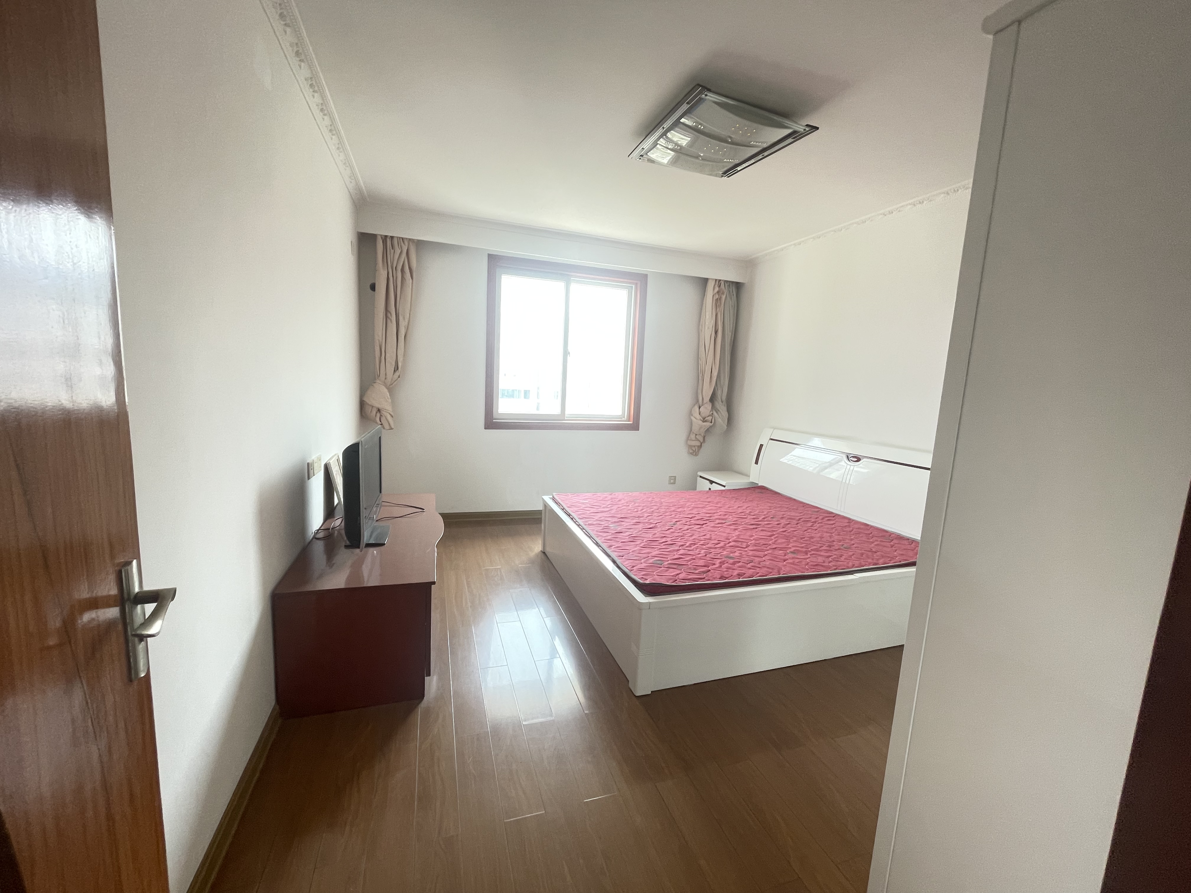 滨河东城 4室2厅1卫 119.09m&sup2;