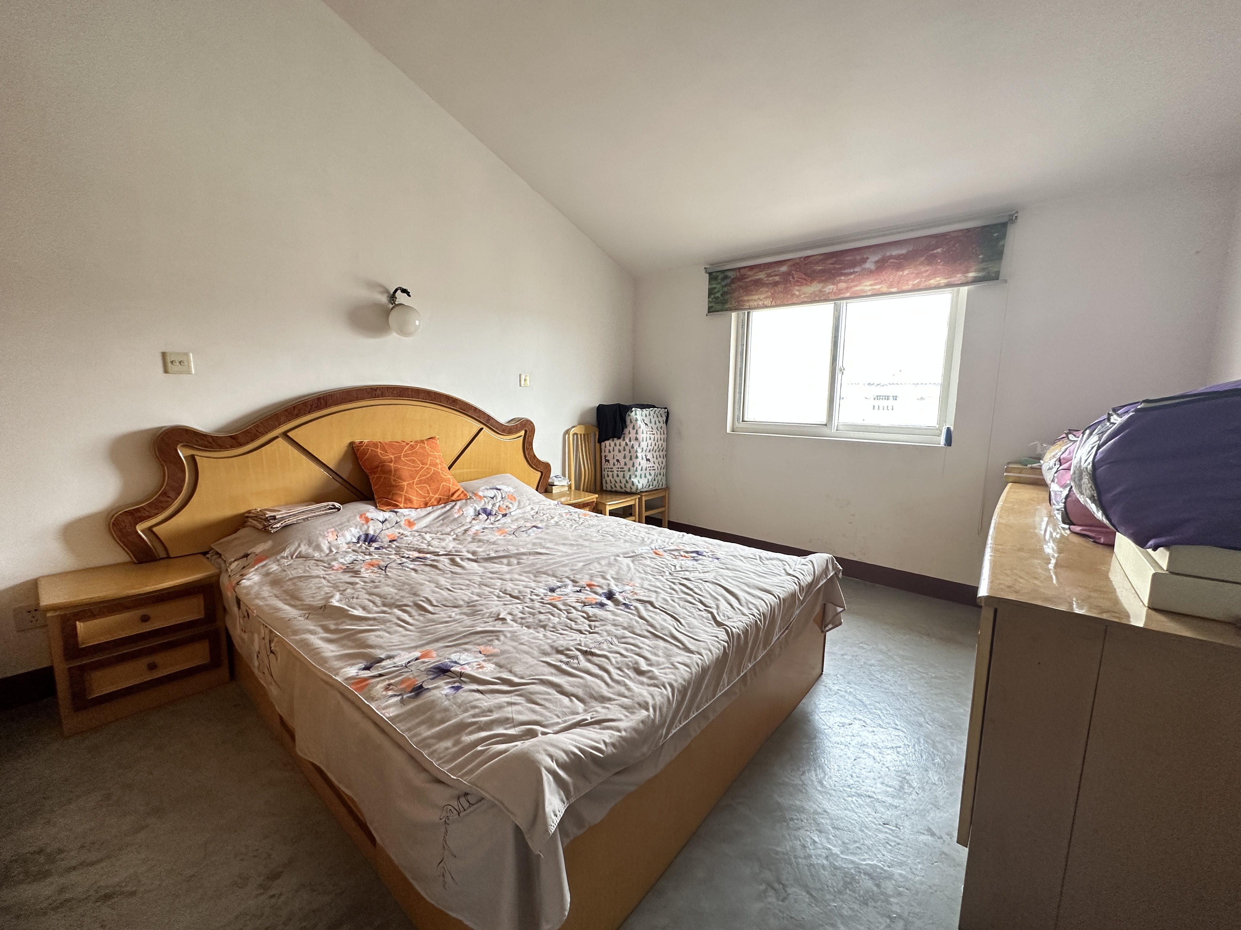 新开苑 4室2厅2卫 87.00m&sup2;
