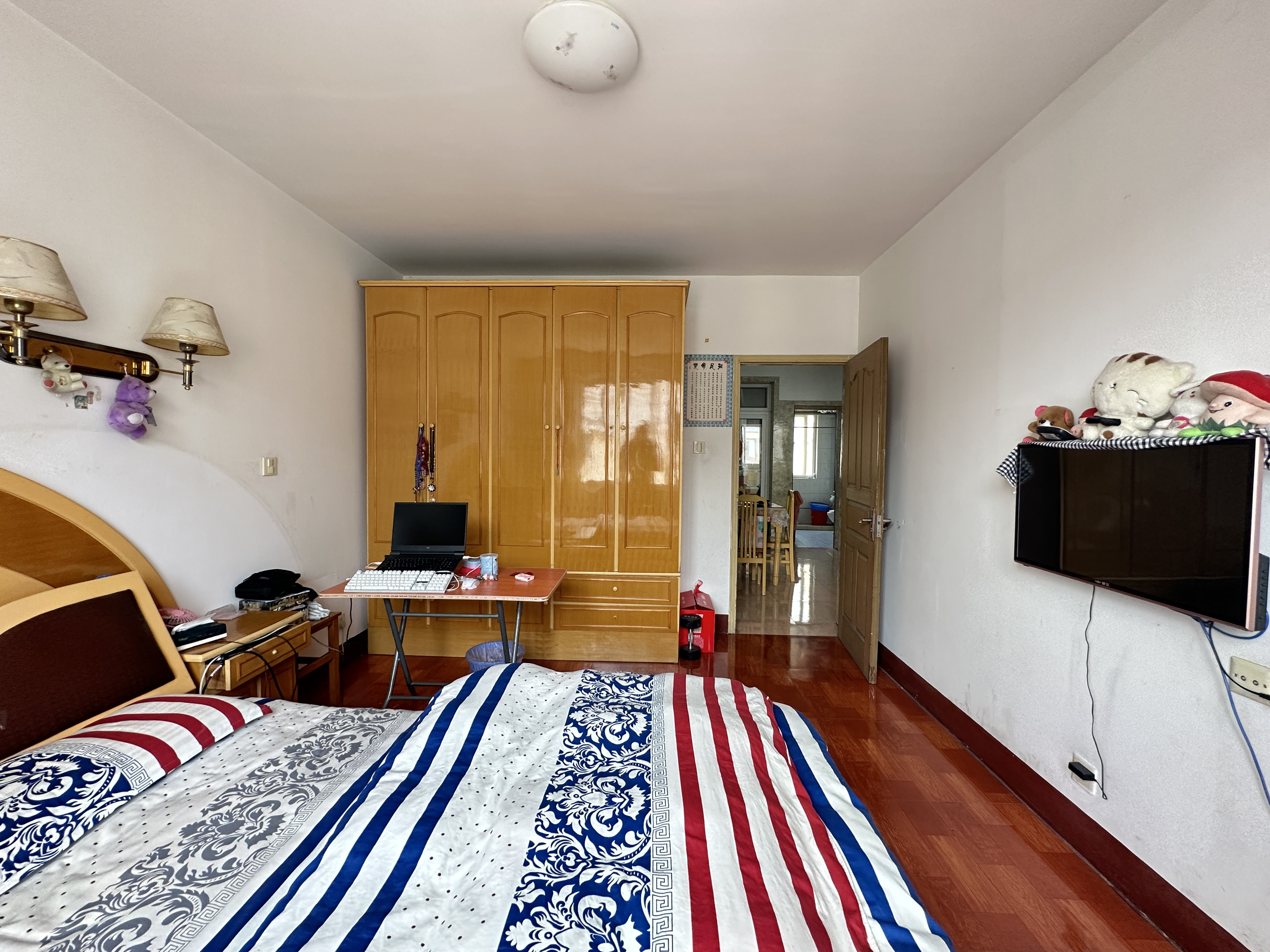 新开苑 4室2厅2卫 87.00m&sup2;