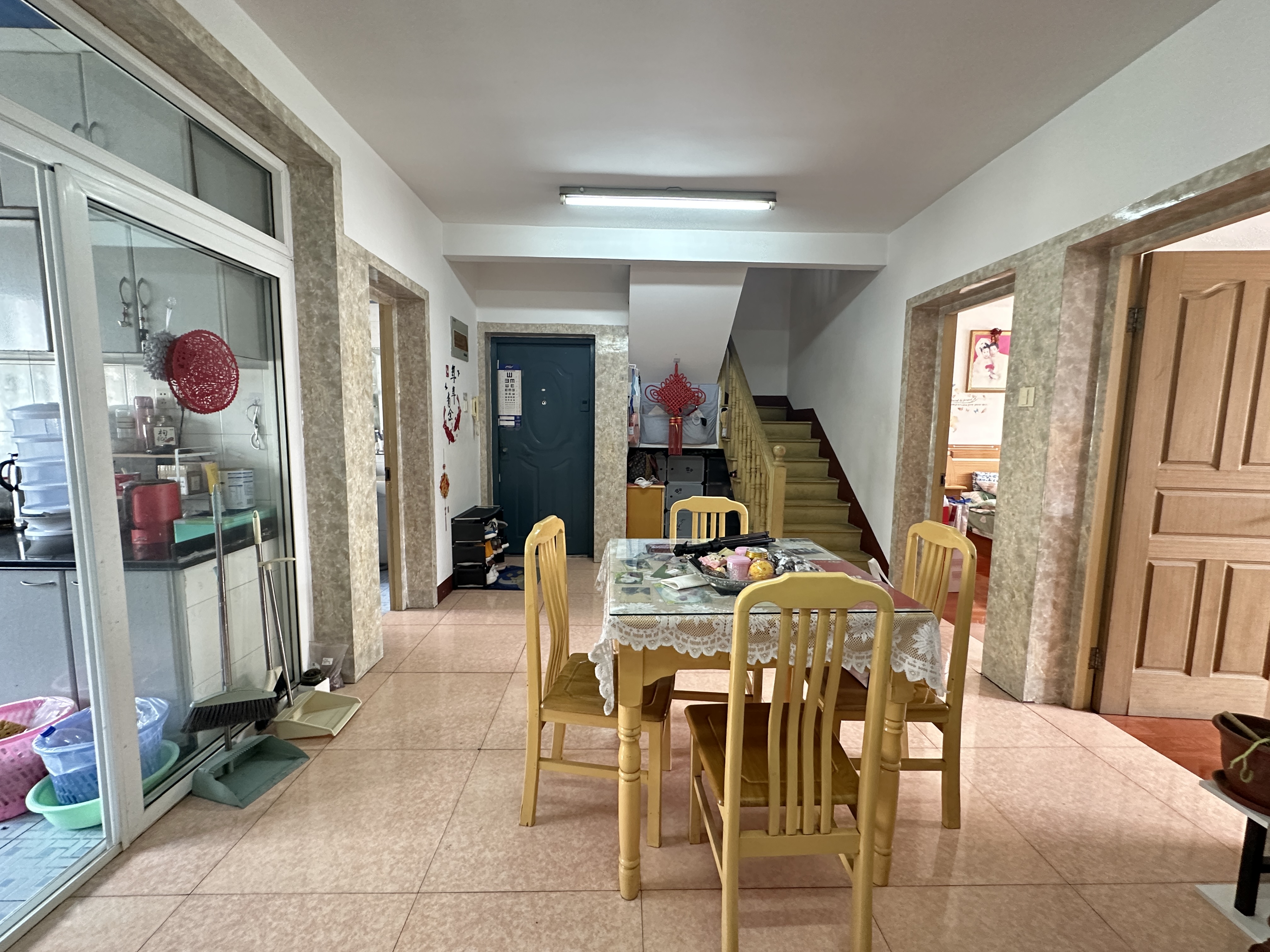 新开苑 4室2厅2卫 87.00m&sup2;