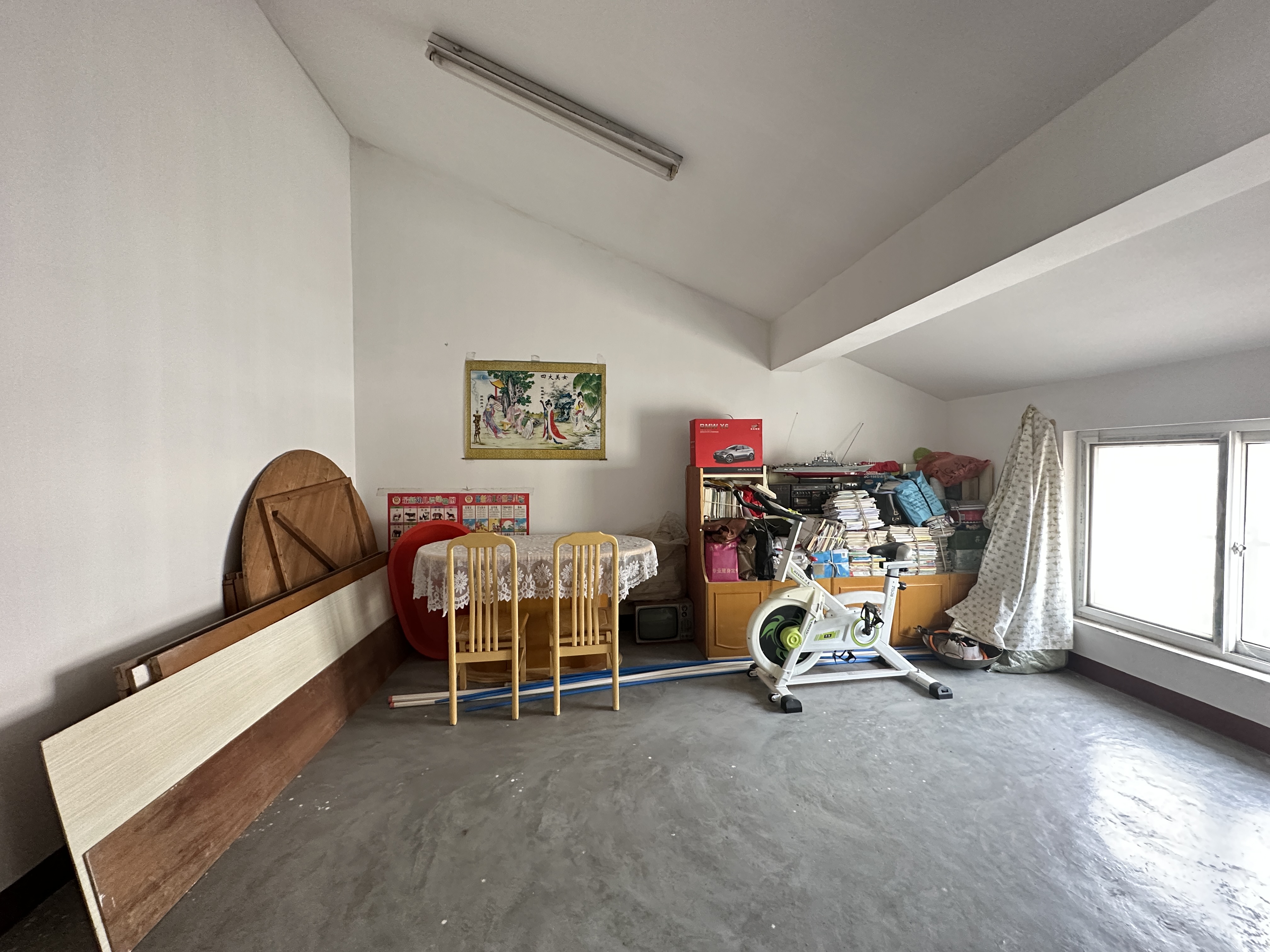 新开苑 4室2厅2卫 87.00m&sup2;