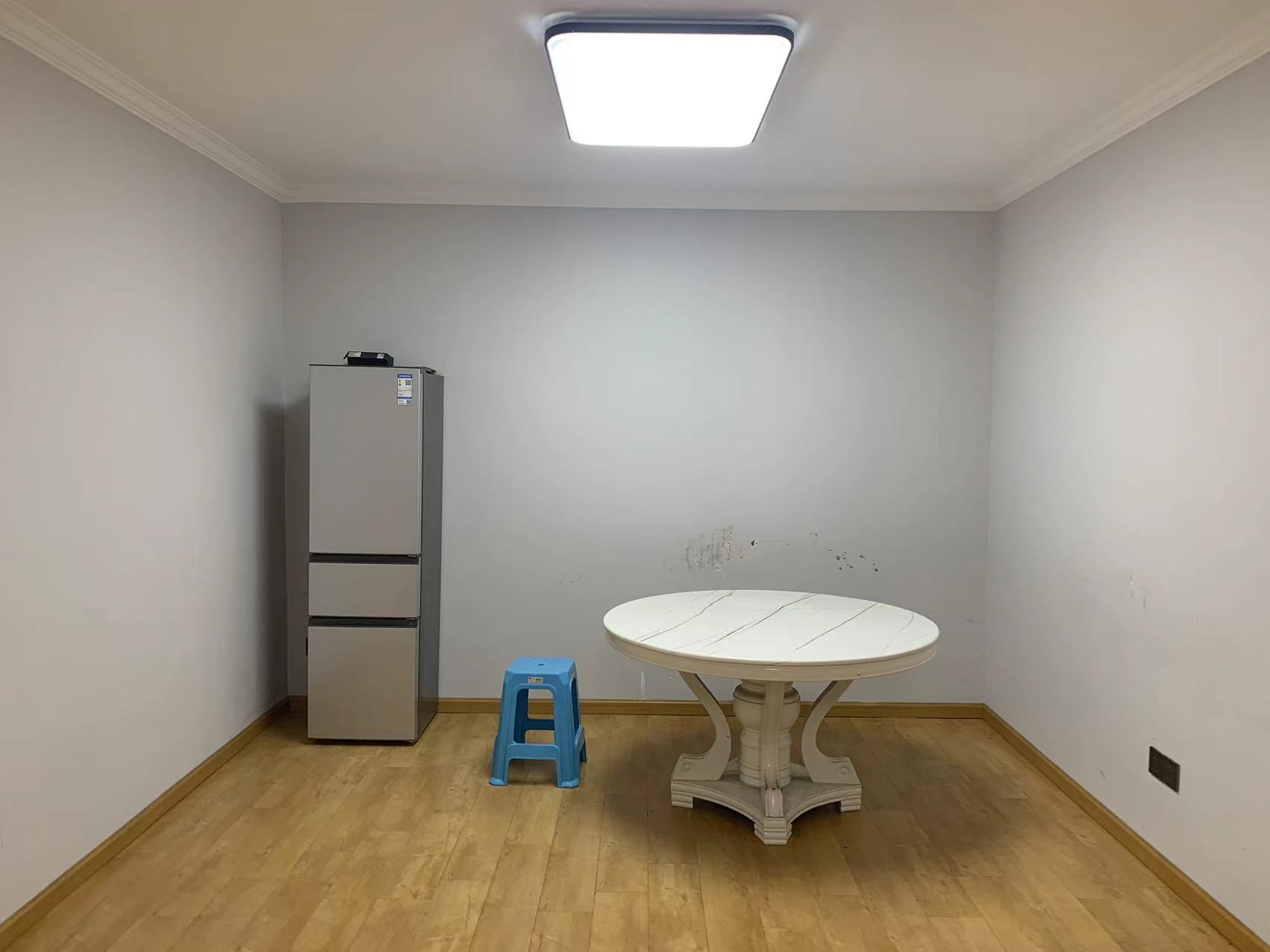 和谐汇景新苑 4室2厅1卫 130m&sup2;
