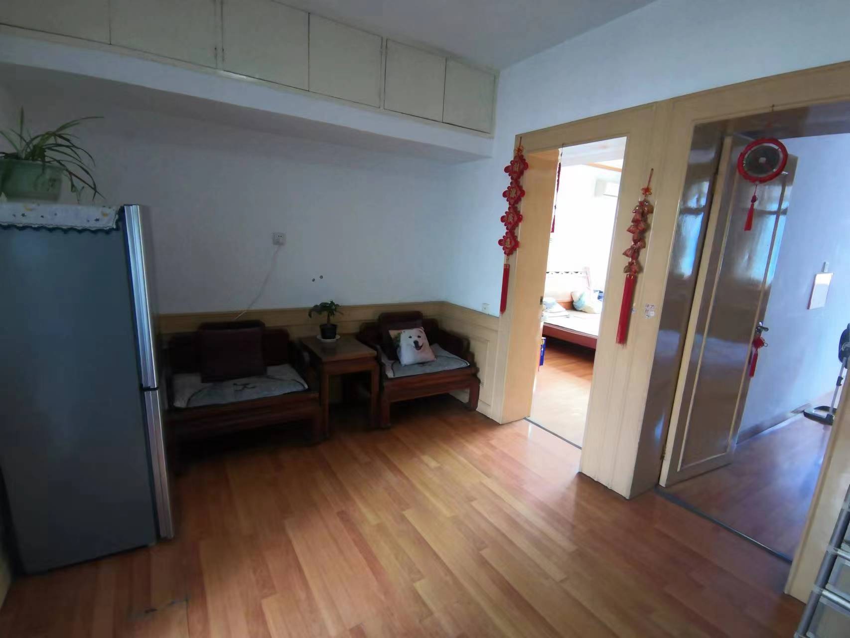 八角亭东一区 2室2厅1卫 72m&sup2;