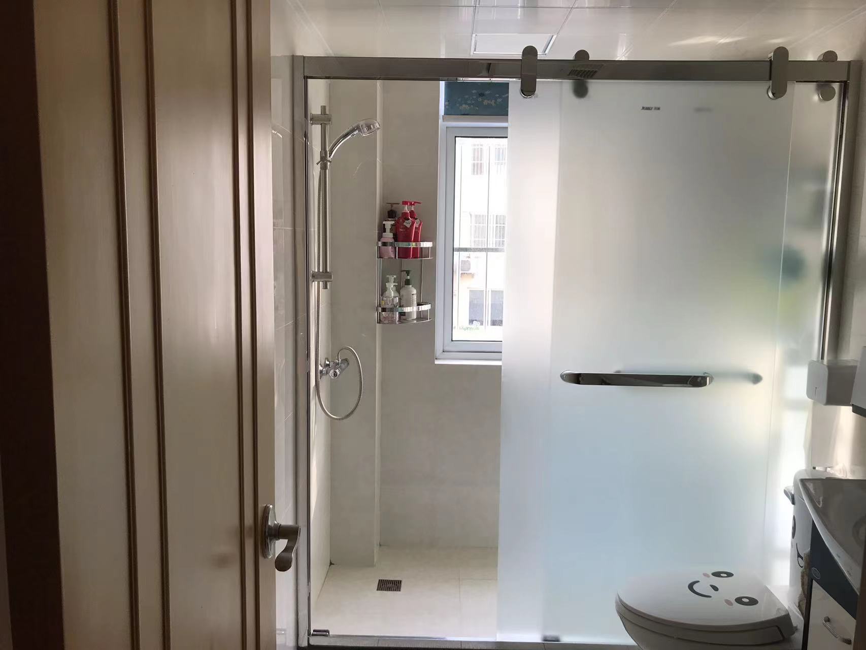 外滩小区 3室2厅1卫 112m&sup2;