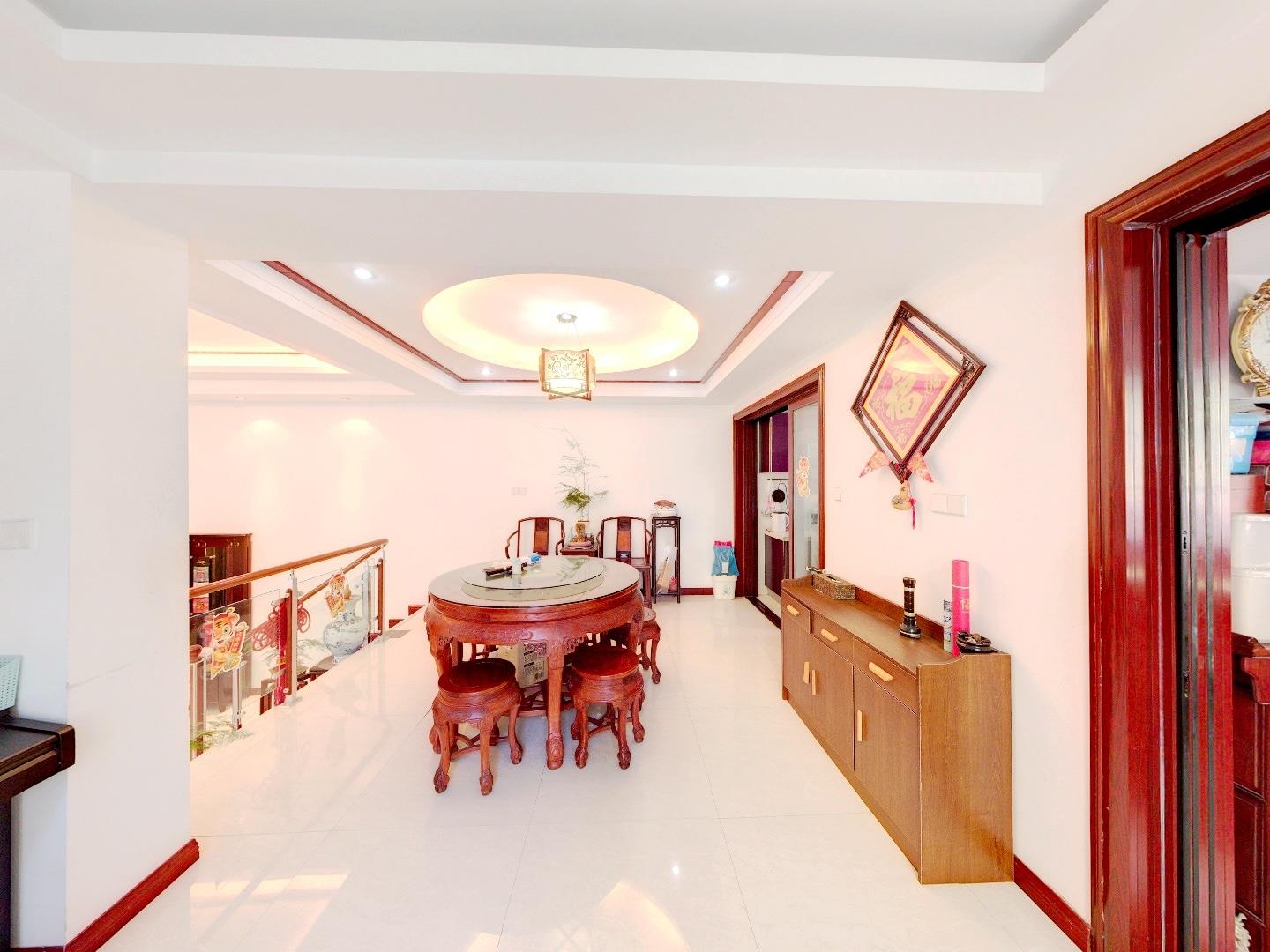 丽景花园 5室2厅2卫 354.00m²