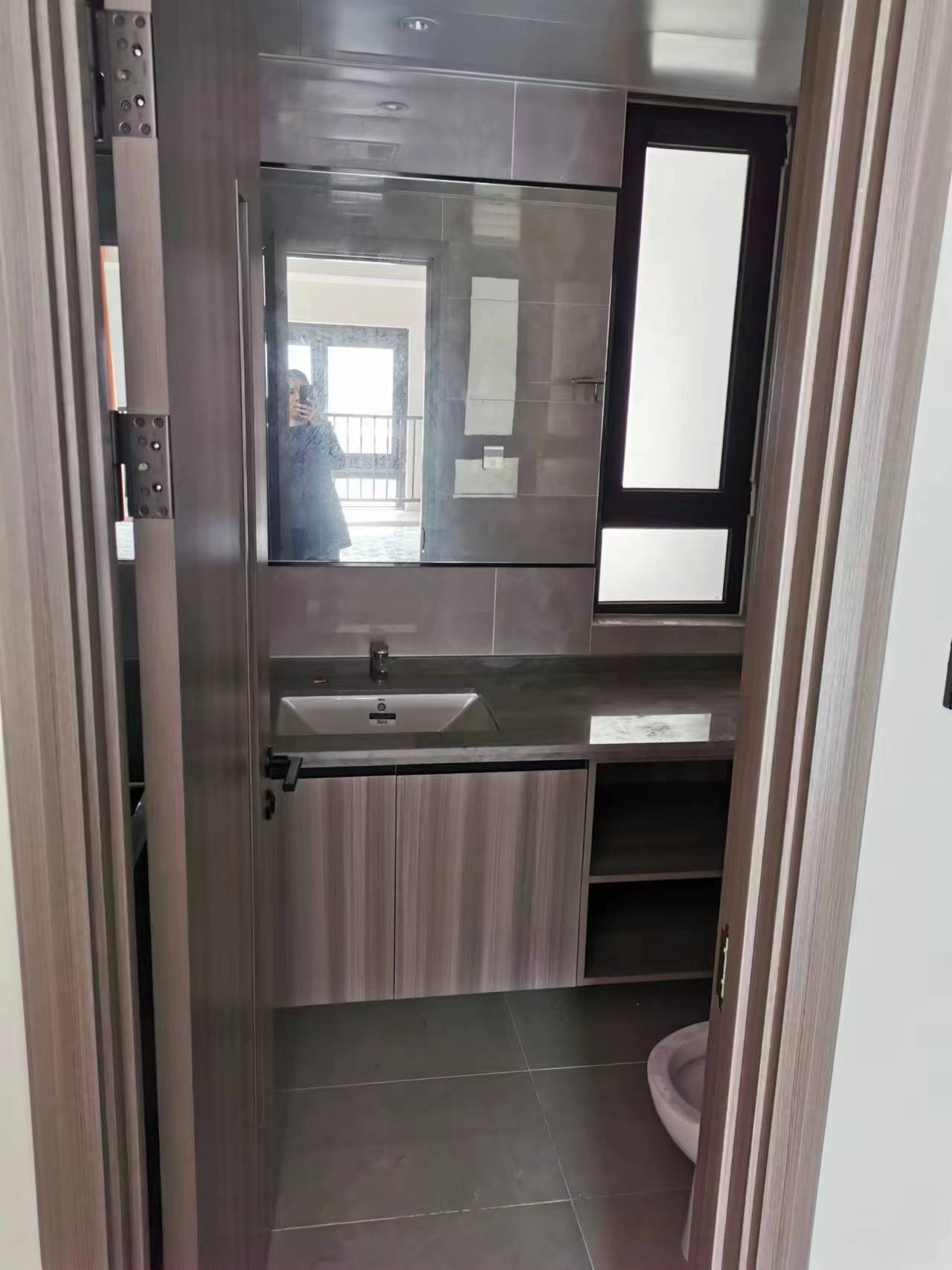 湖山源著 3室2厅2卫 127.69m&sup2;