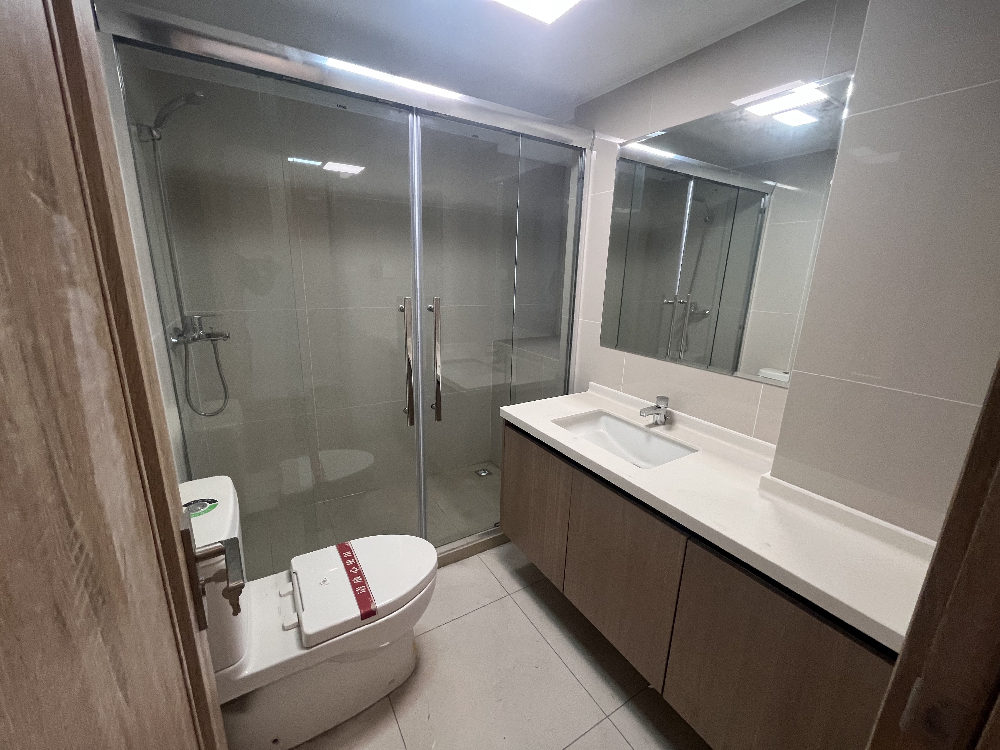 世茂九龙庭 3室2厅2卫 126m&sup2;