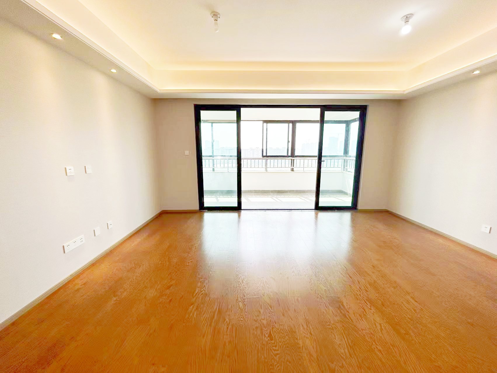 万濠禧园 3室2厅2卫 126m&sup2;