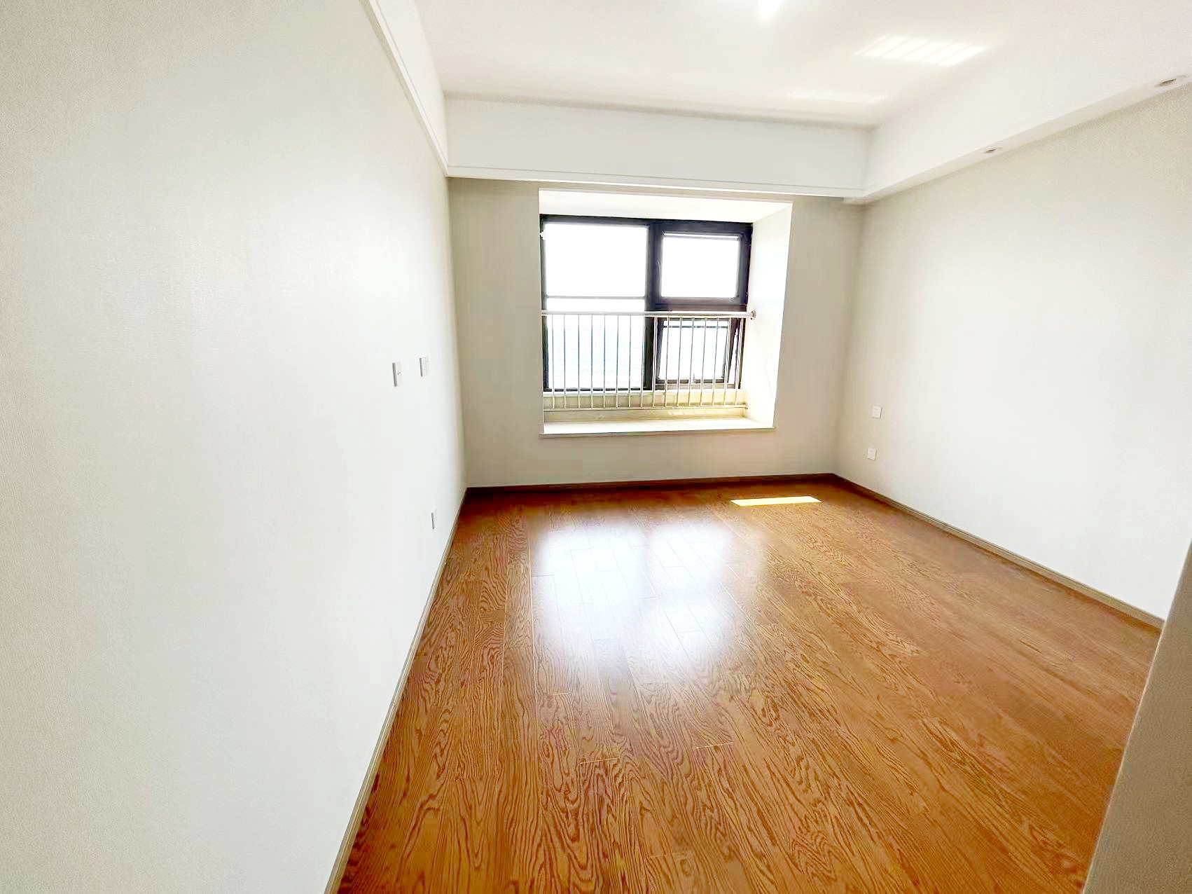 万濠禧园 3室2厅2卫 126m&sup2;
