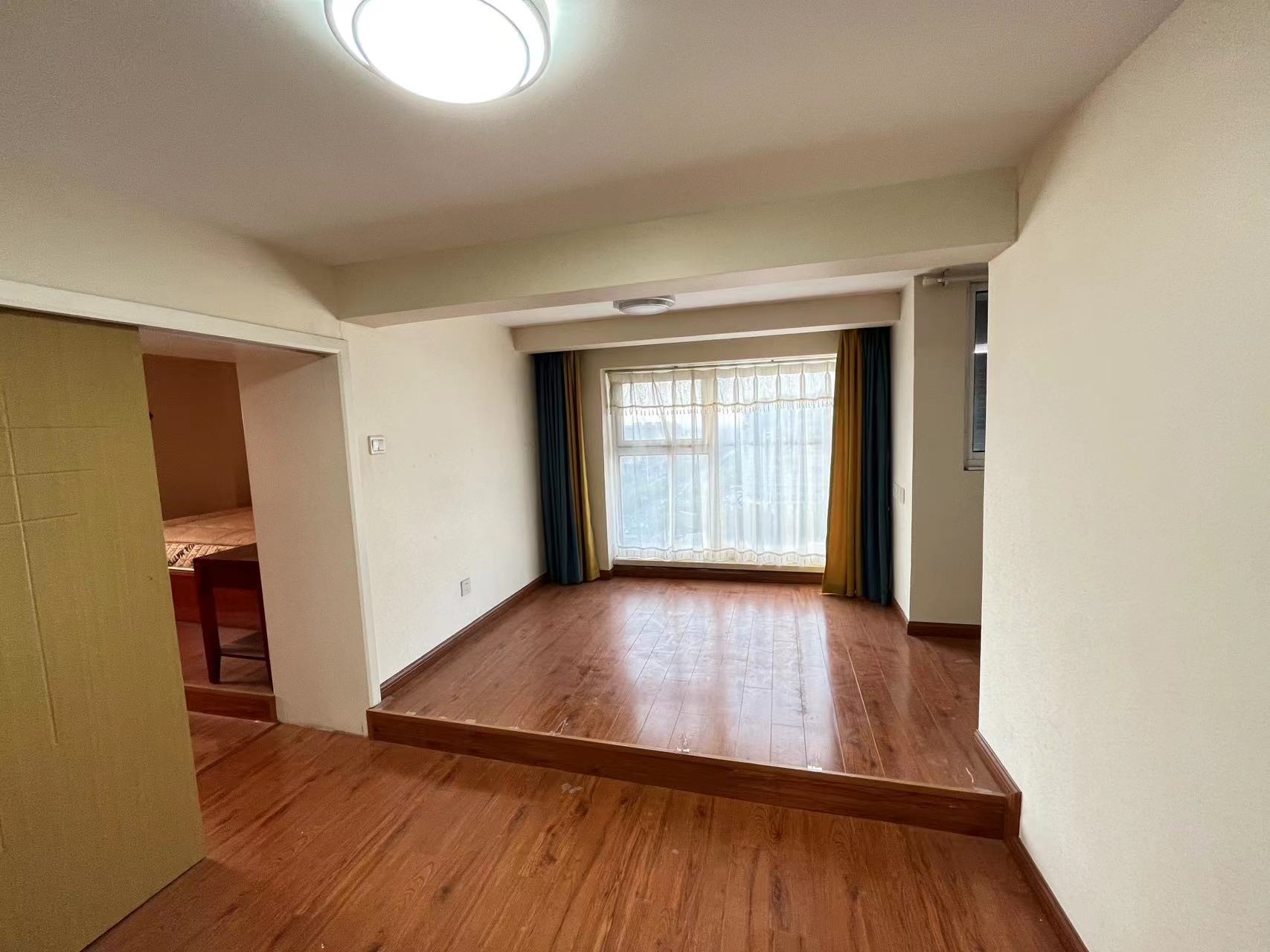 金海岸国际广场 2室2厅2卫 75.00m&sup2;