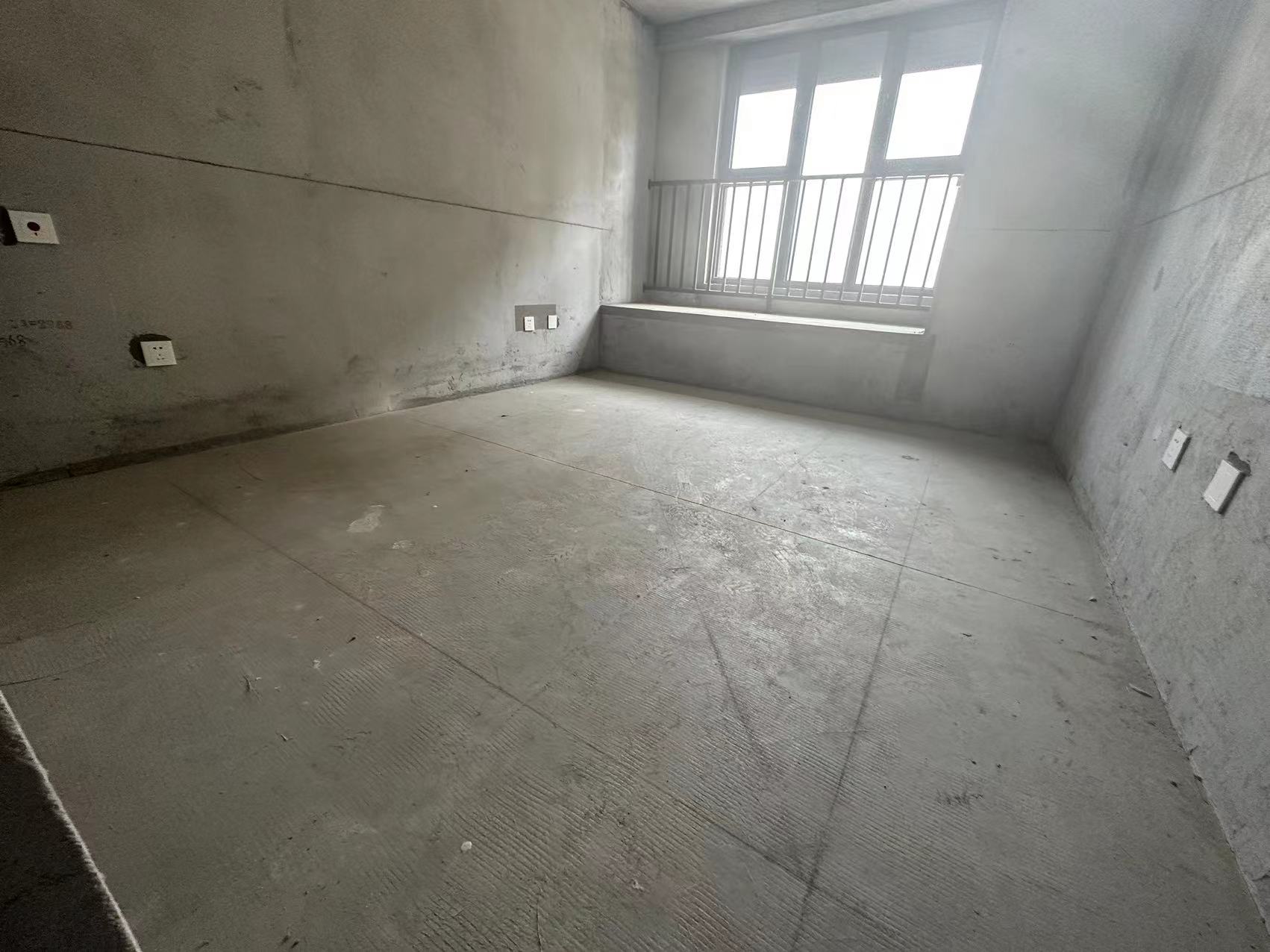 观澜台 3室2厅1卫 102.00m&sup2;