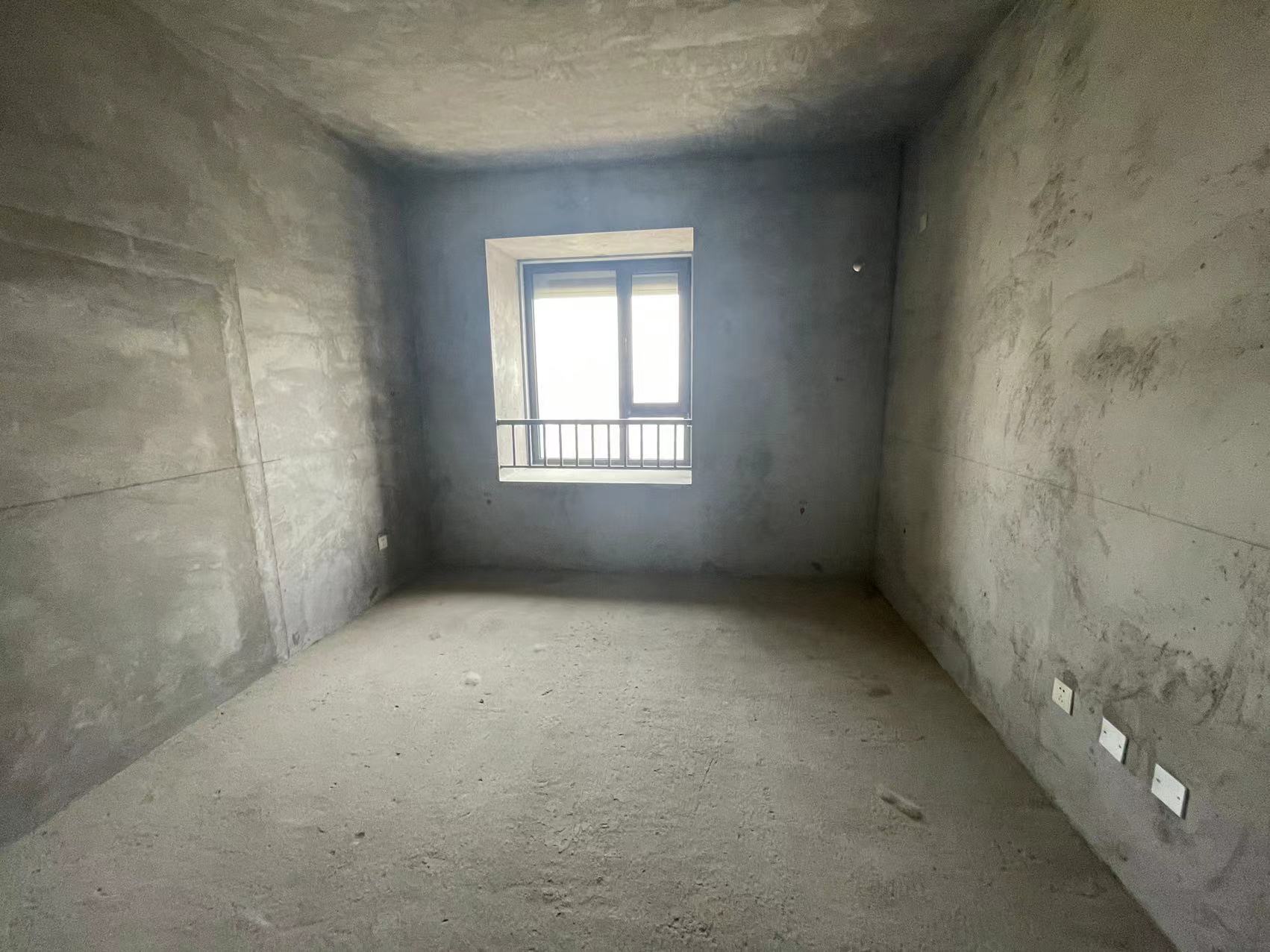 新瑞文化翡翠园 4室2厅2卫 144.00m&sup2;